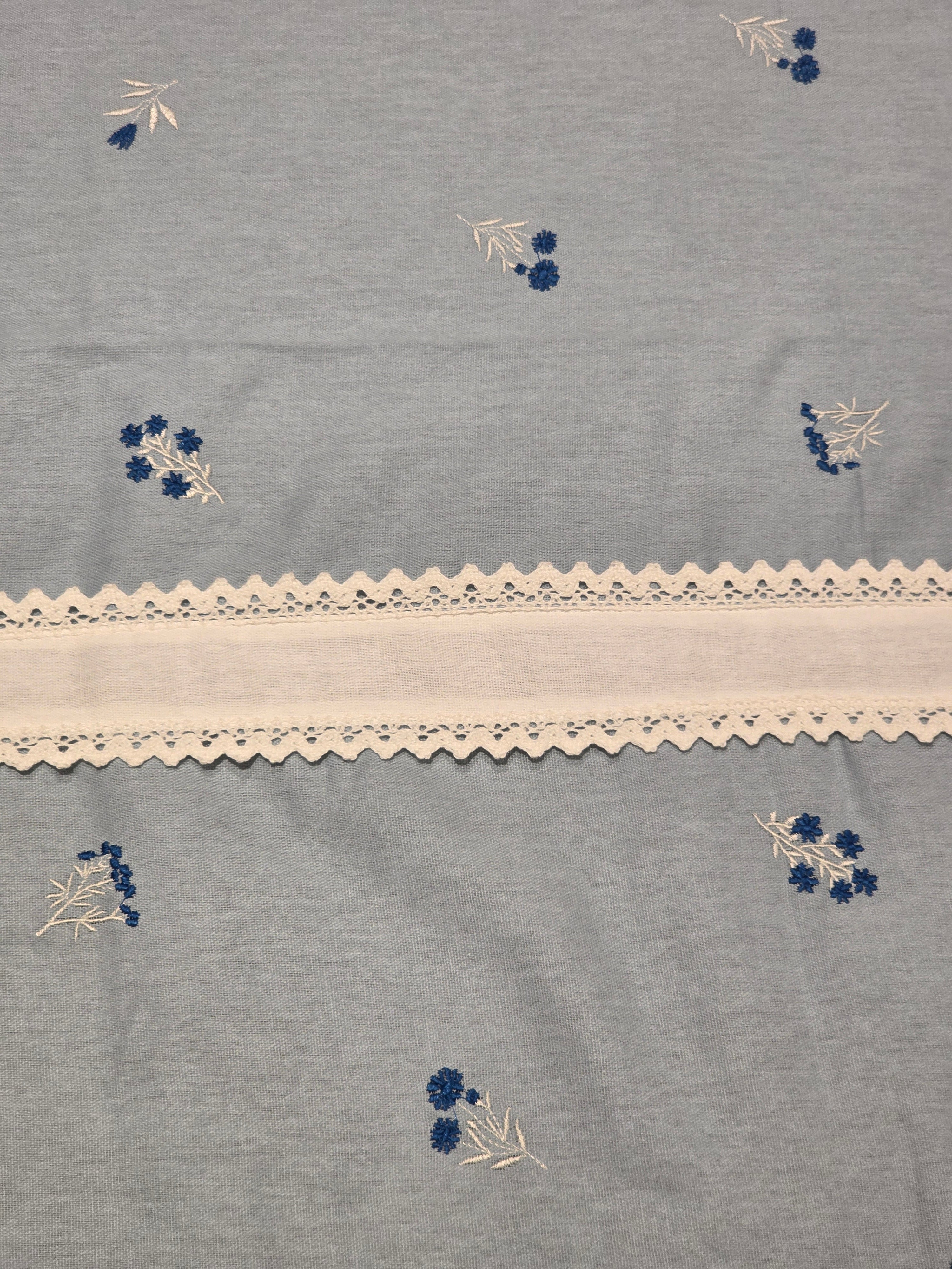 King Size Embroidered Lace Bedsheet Set