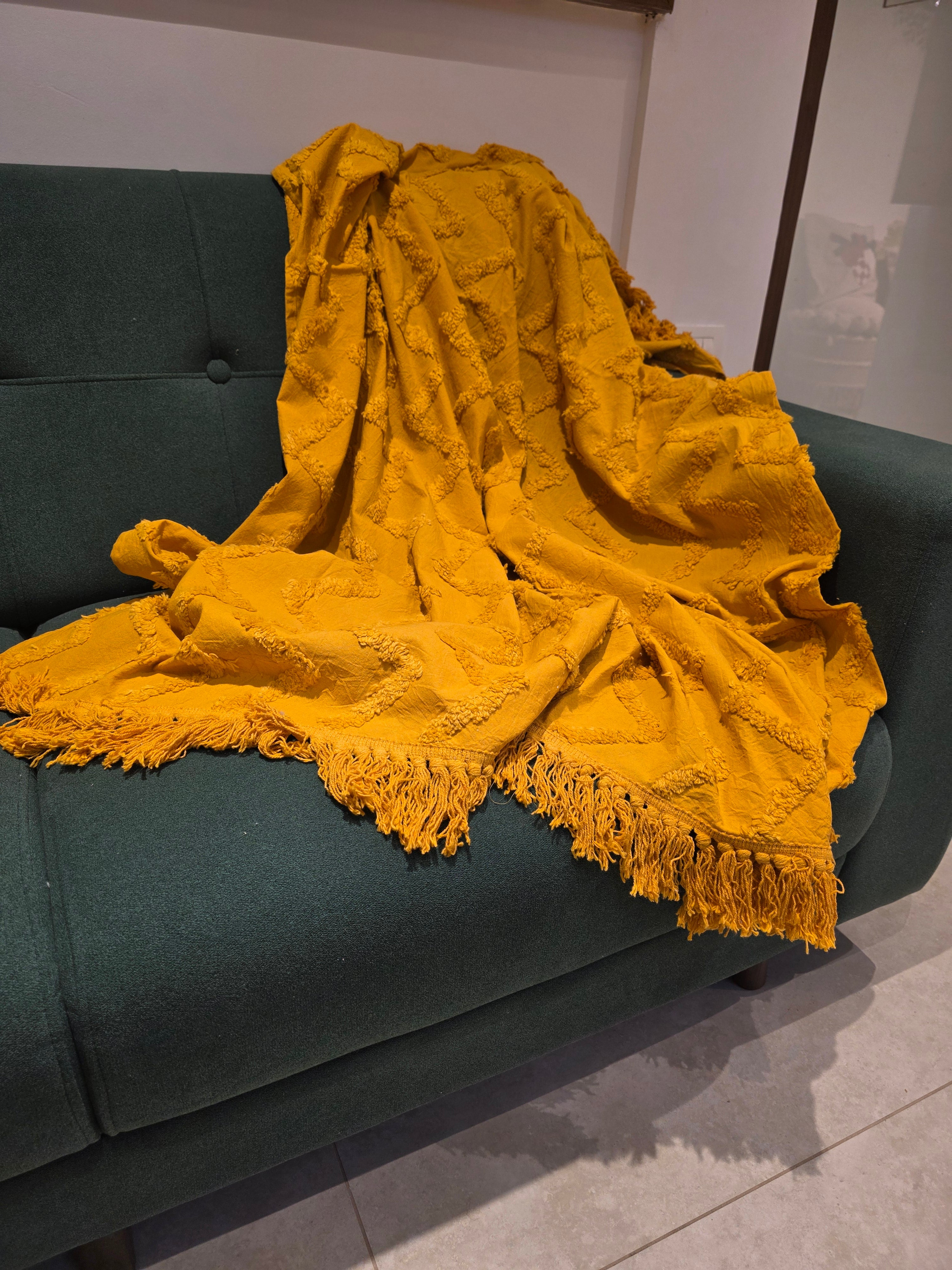 Tufted Sofa Throws (K)