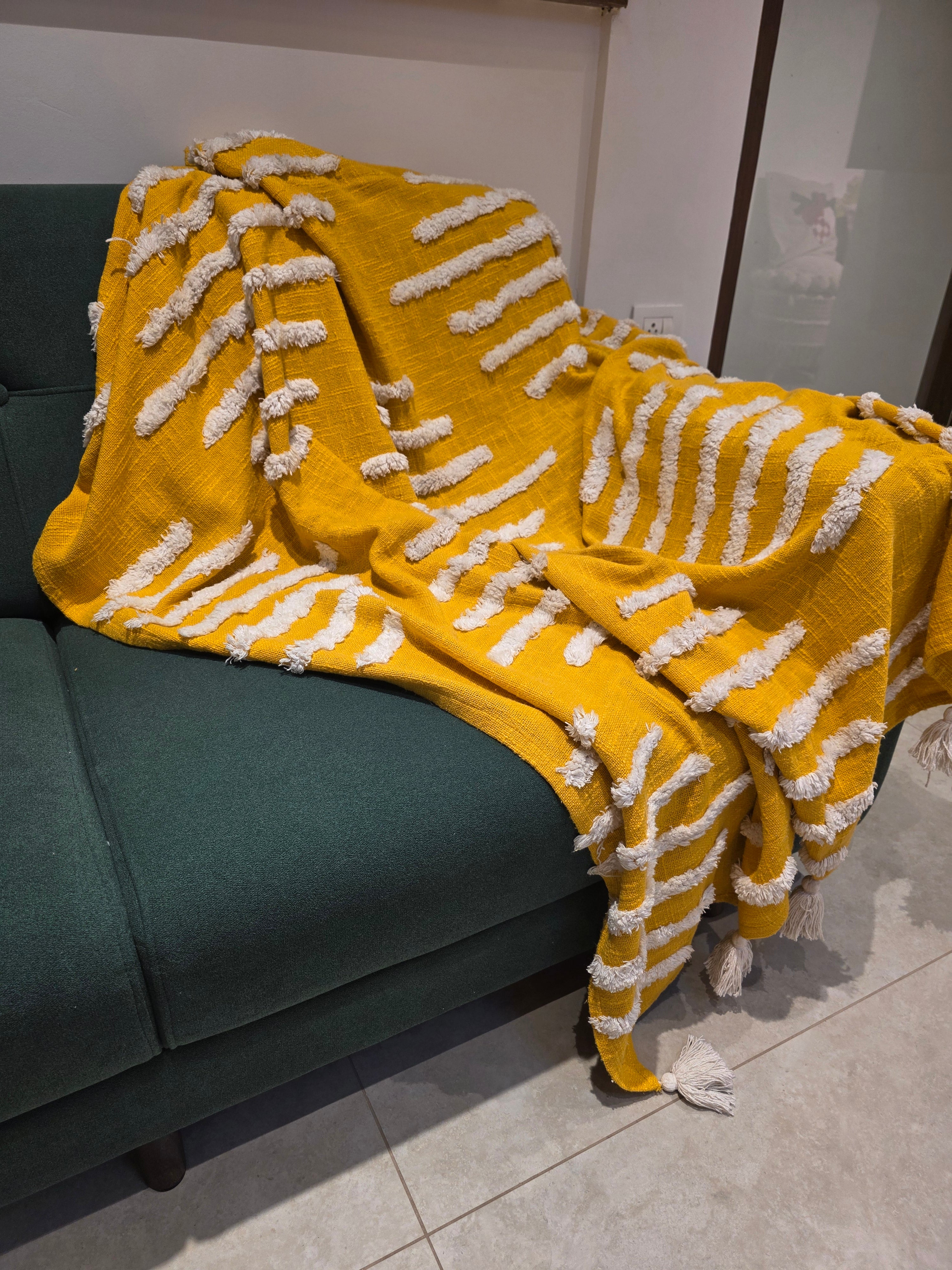 Tufted Sofa Throws (K)