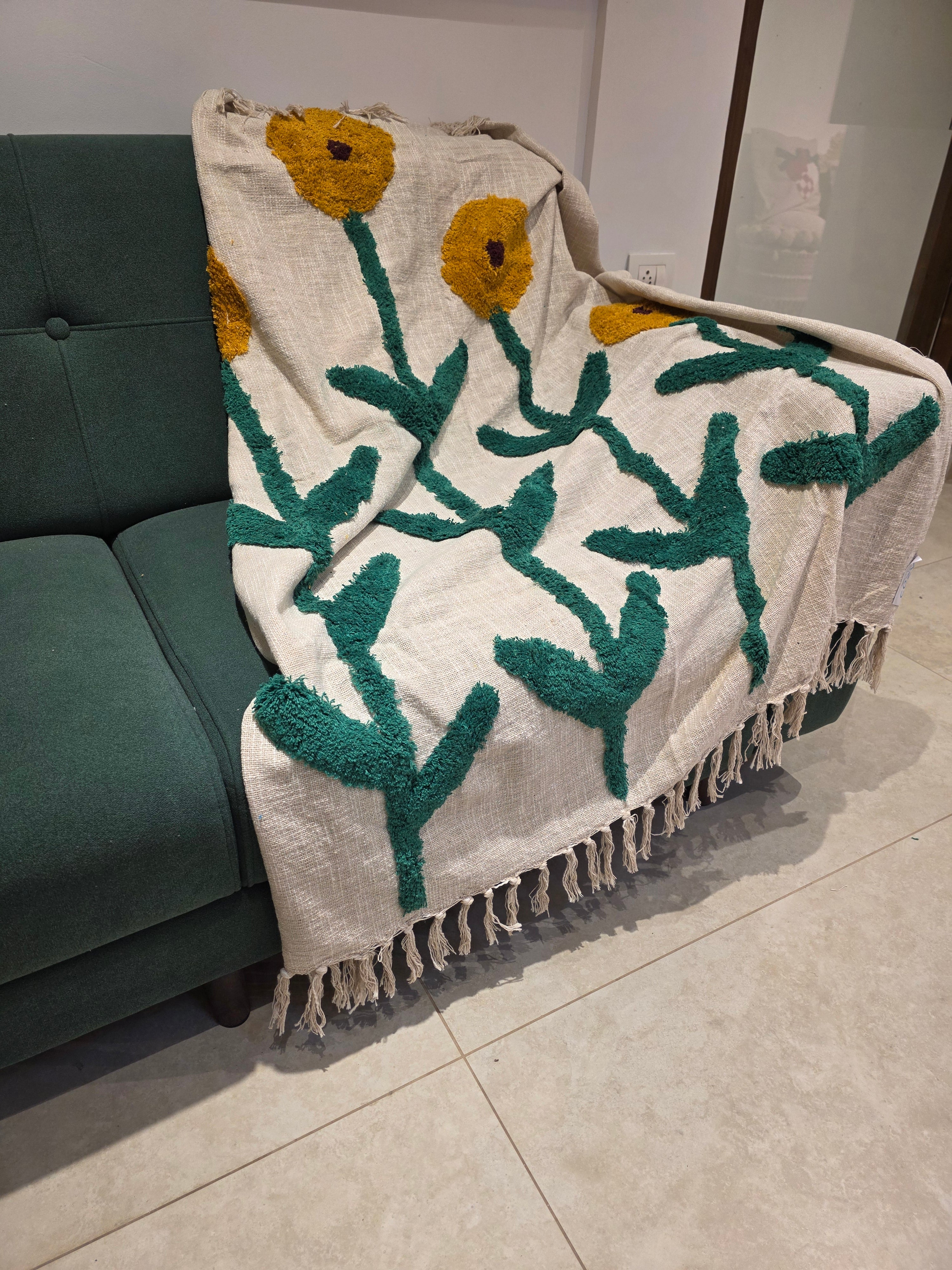 Tufted Sofa Throws (K)