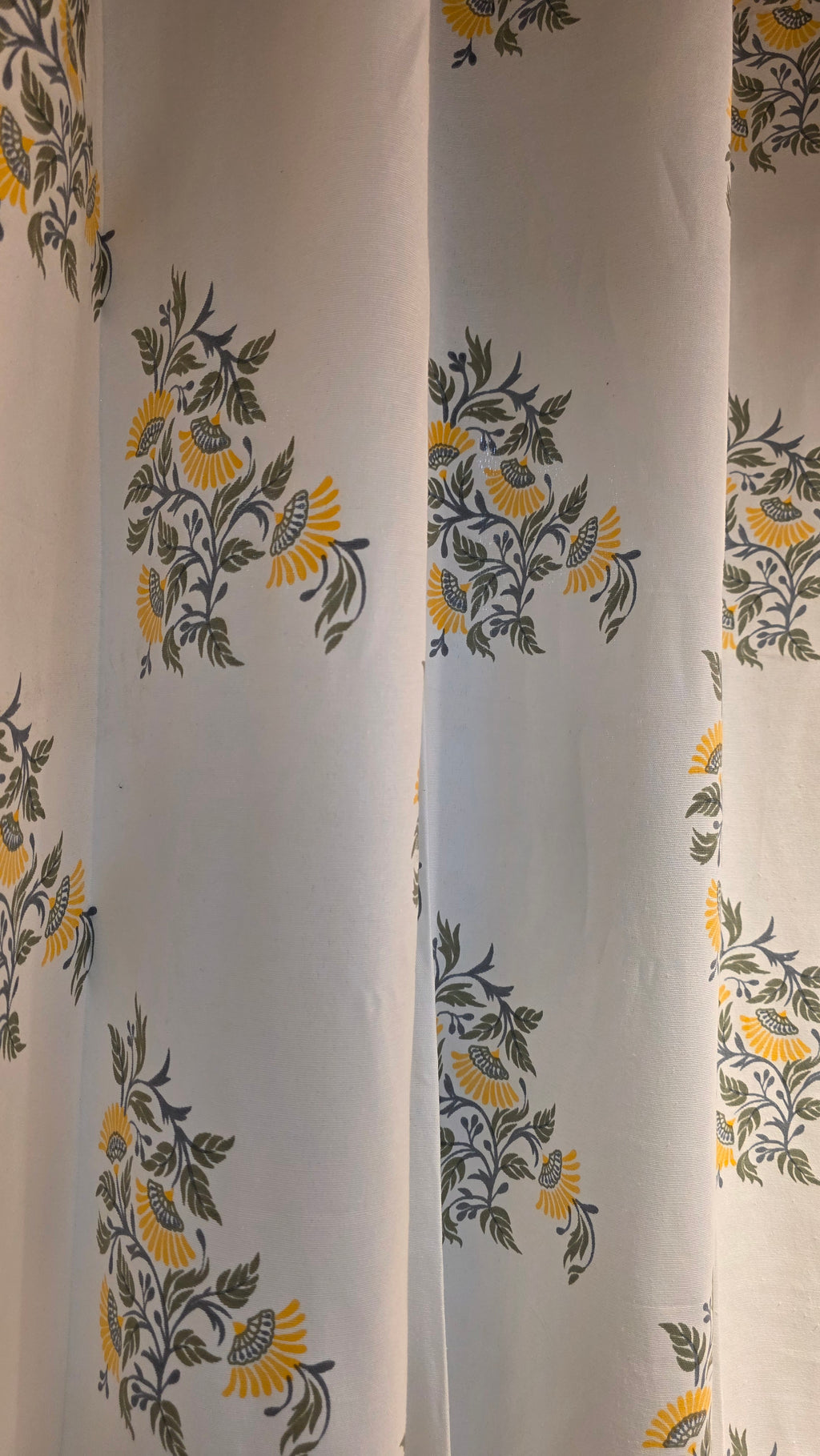 Cotton Curtain – 7 ft