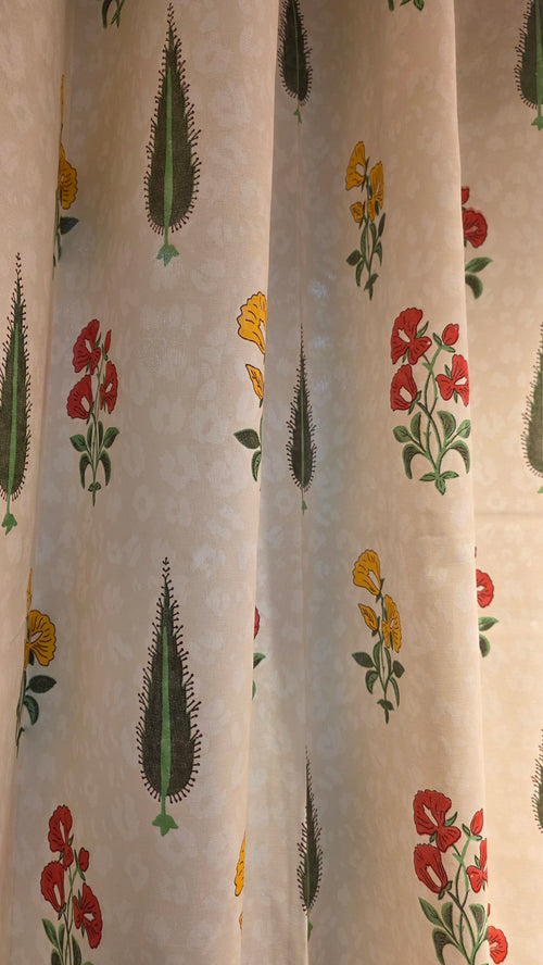 Cotton Curtain – 7 ft