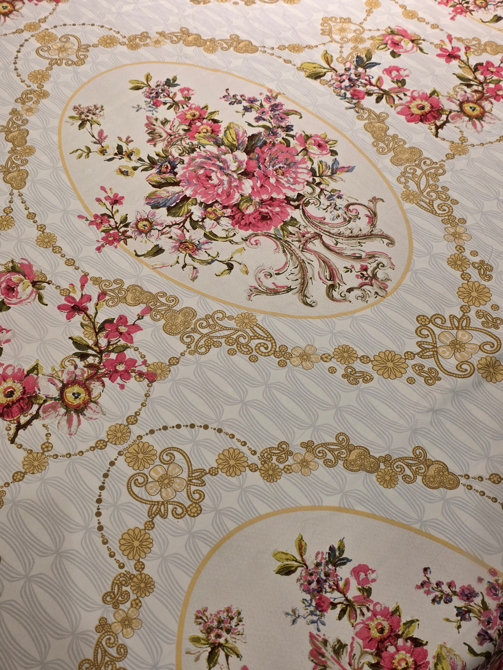 Floral King Size Bedsheet Set