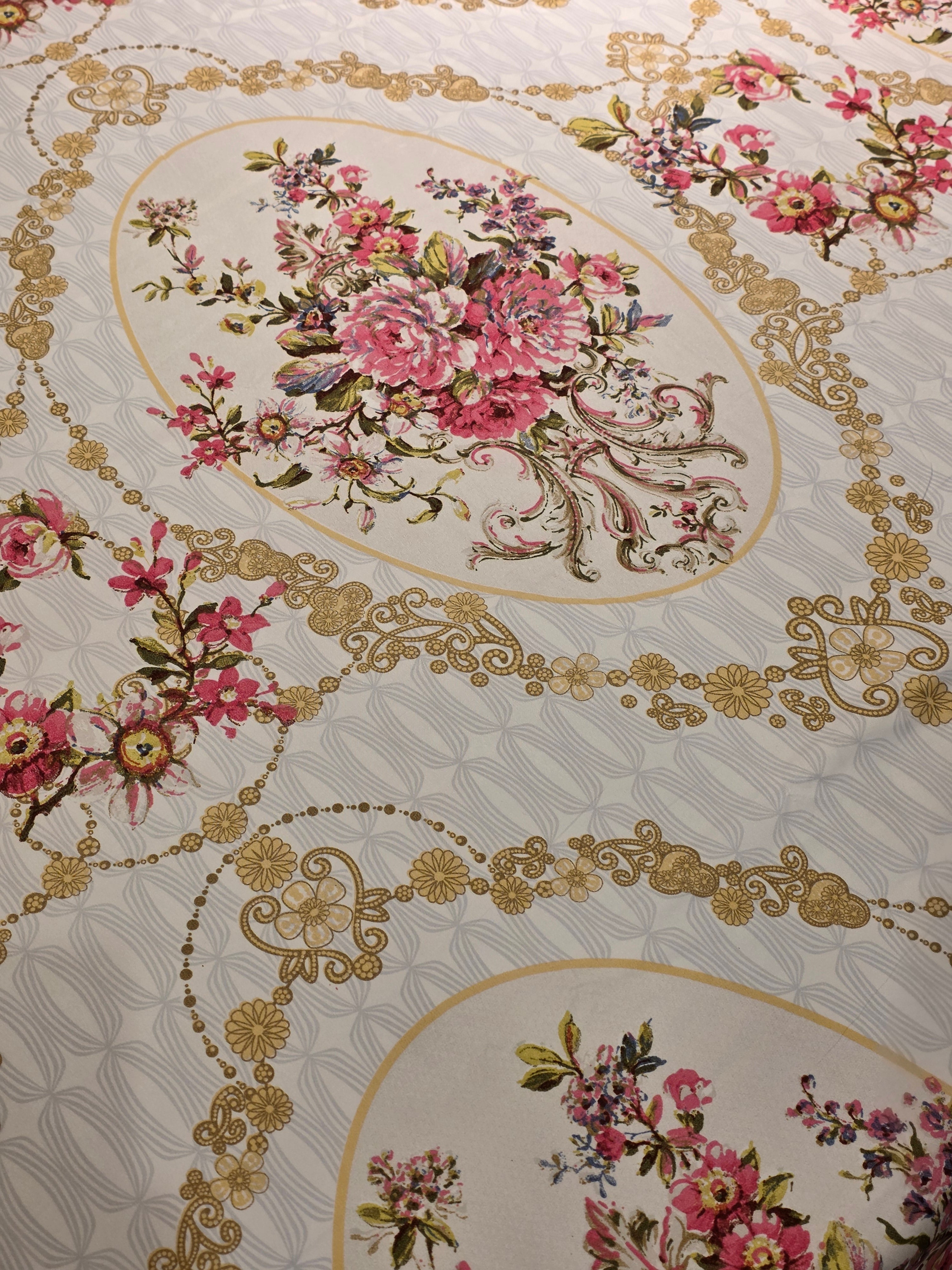 Floral King Size Bedsheet Set
