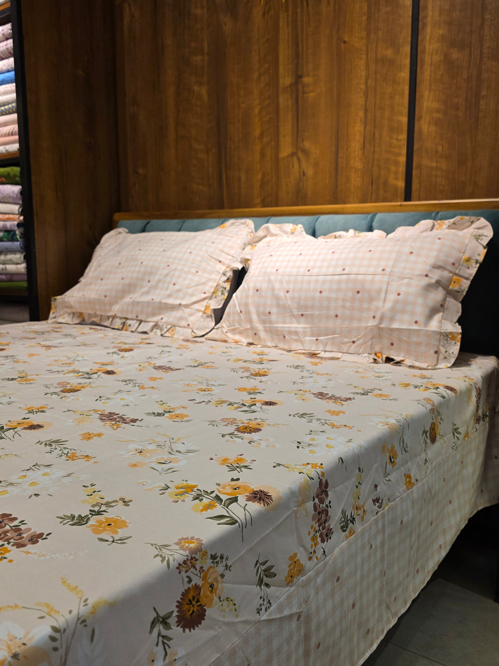 Floral King Size Bedsheet Set