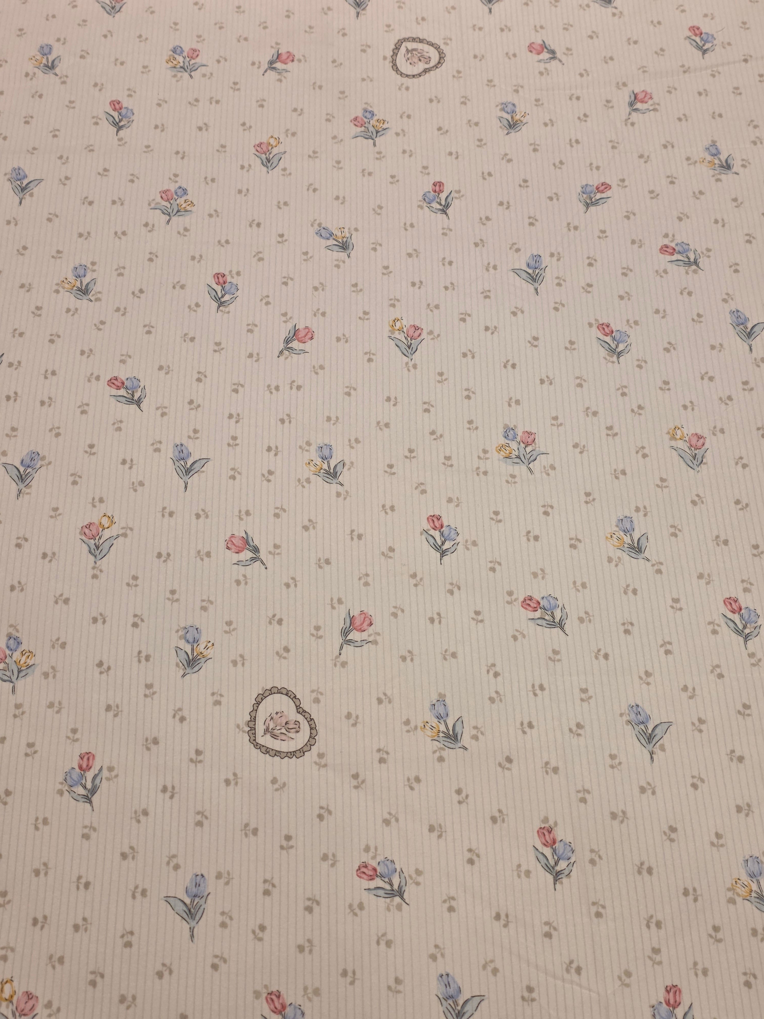 Queen Size Lace Bedsheet Set