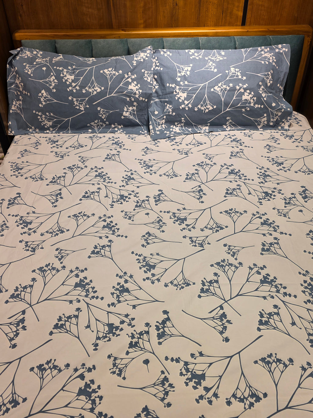 King Size Contrast Bedsheet Set