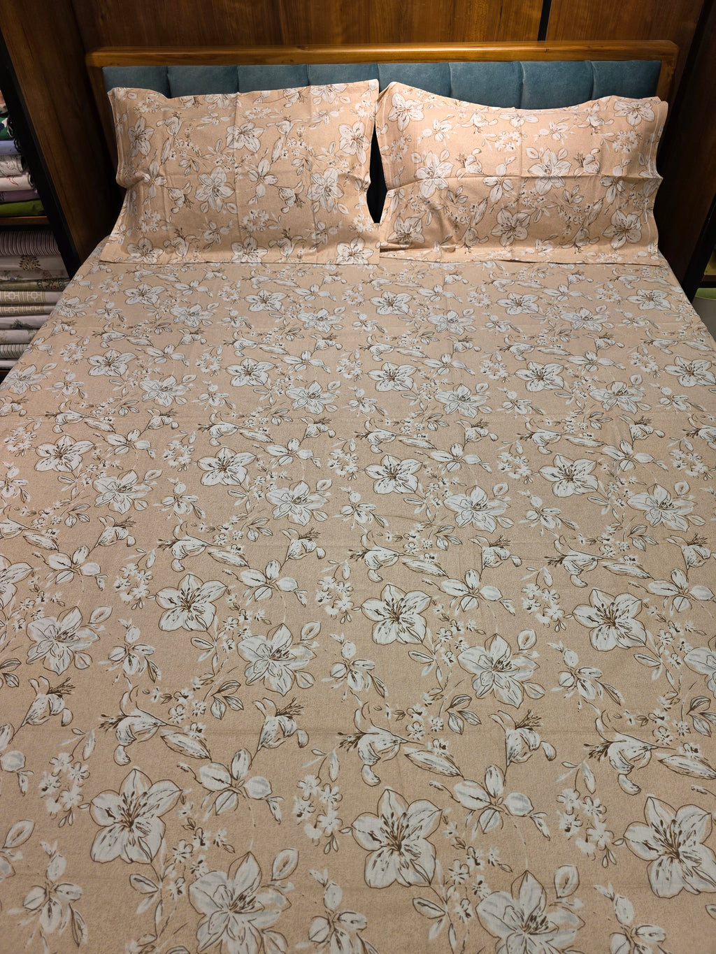 Queen Size Bedsheet Set