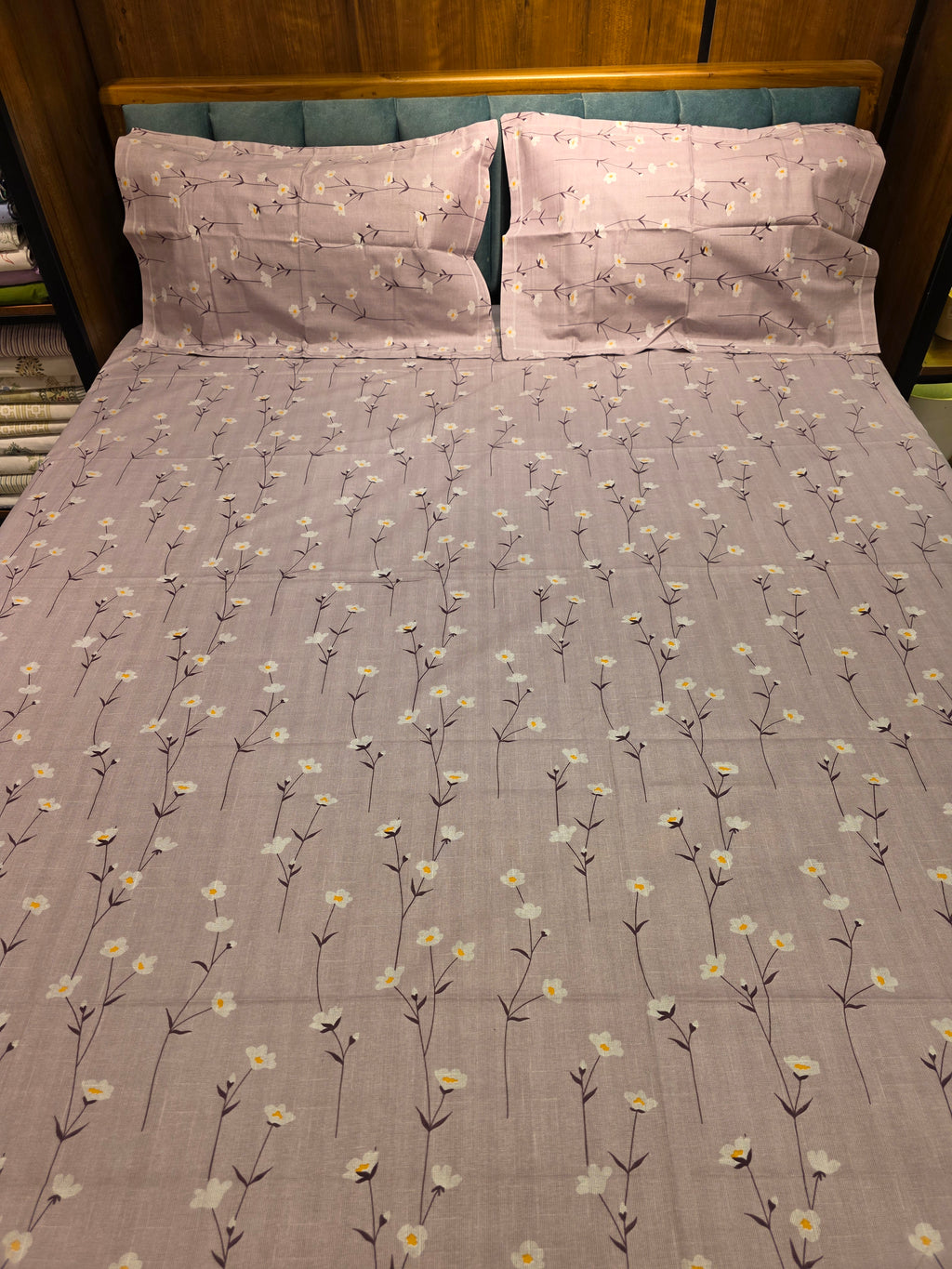 Queen Size Bedsheet Set