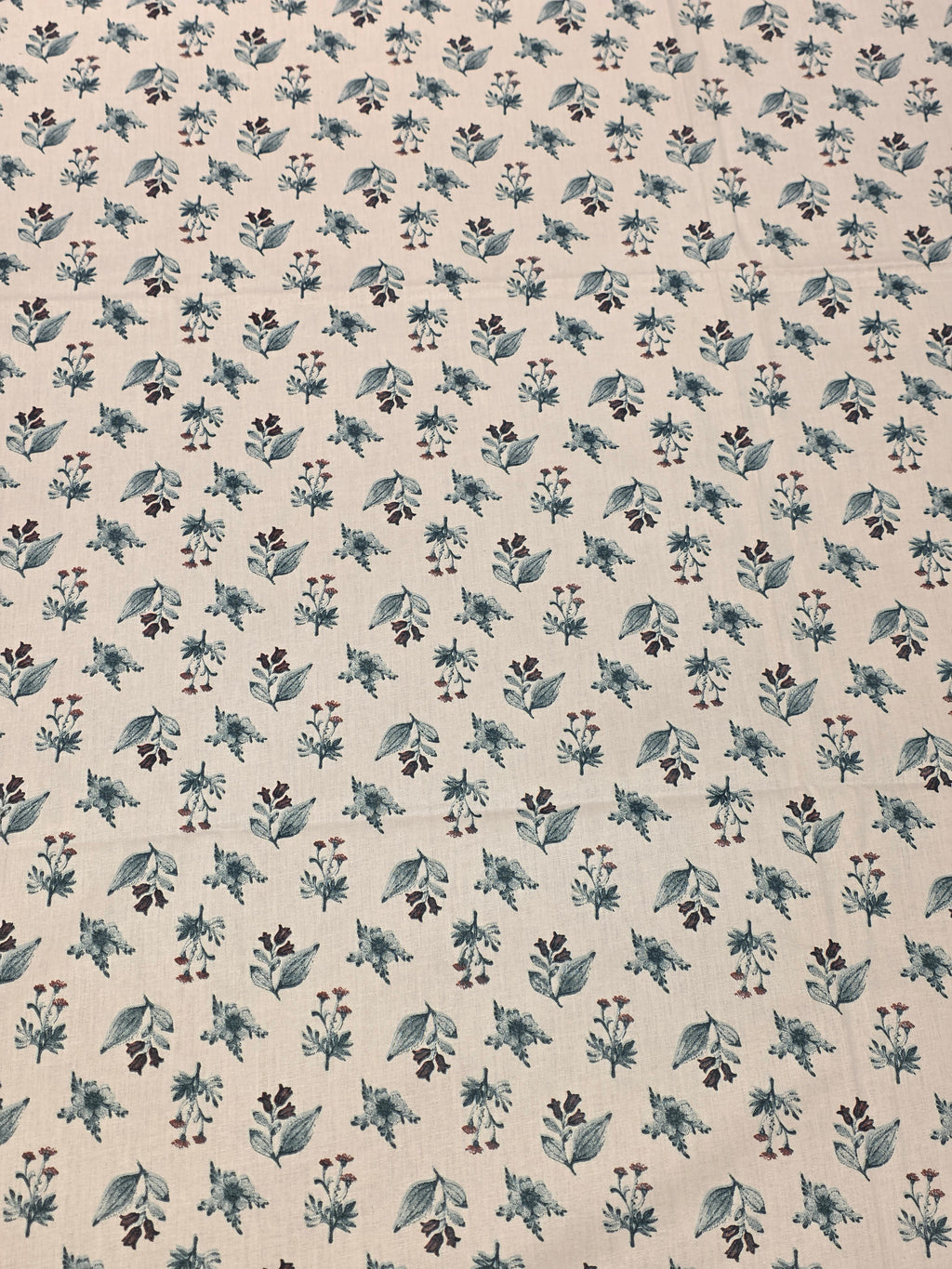 Queen Size Floral Bedsheet Set