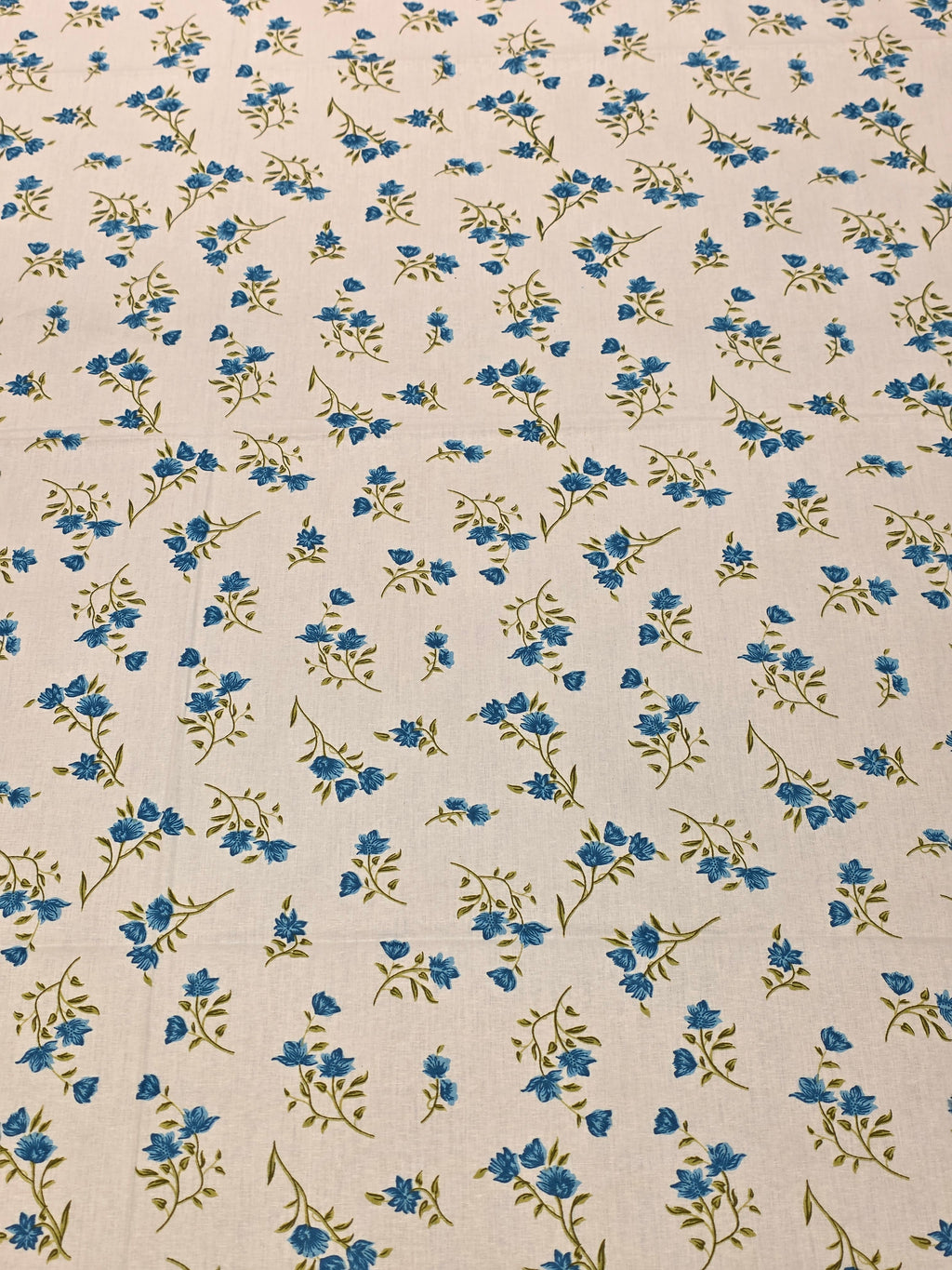 Queen Size Floral Bedsheet Set