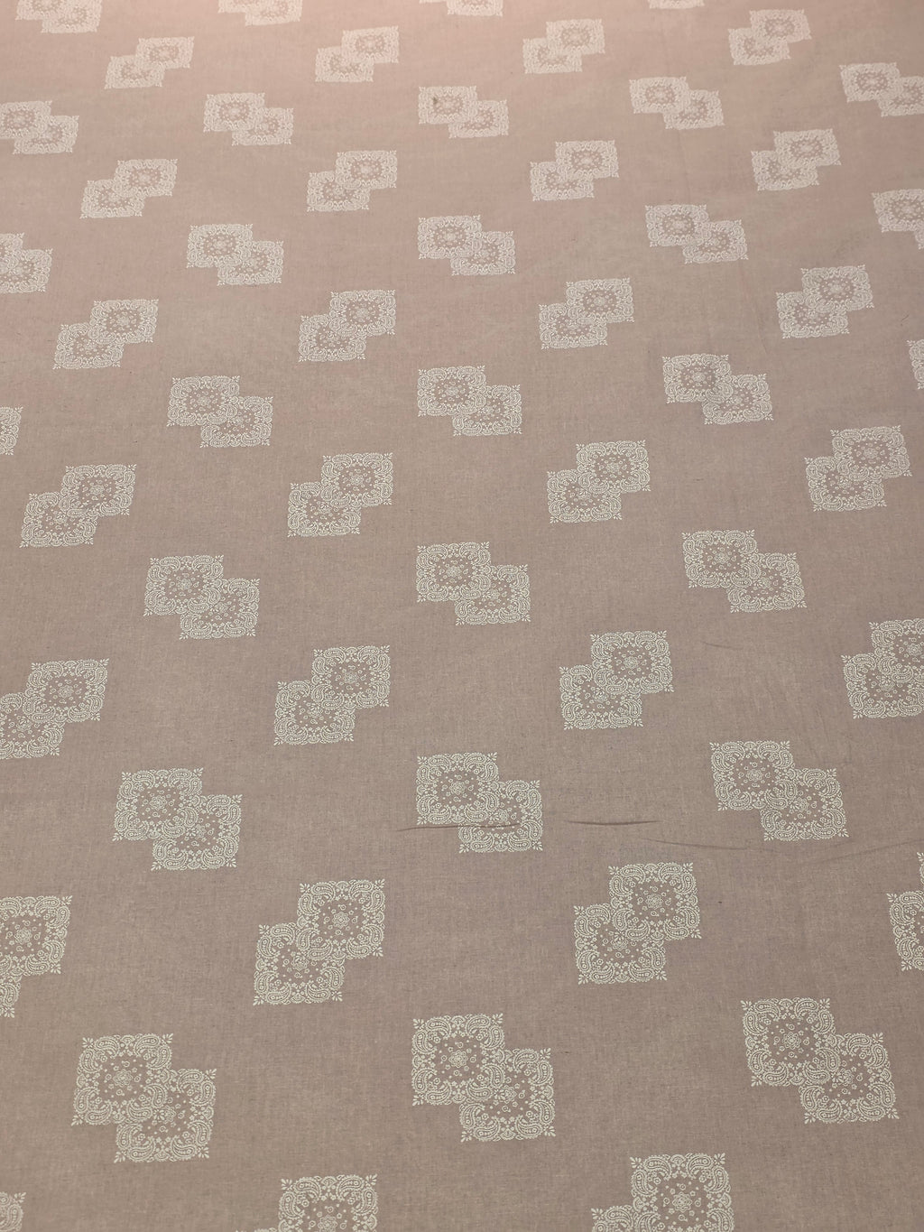 Queen Size Bedsheet Set
