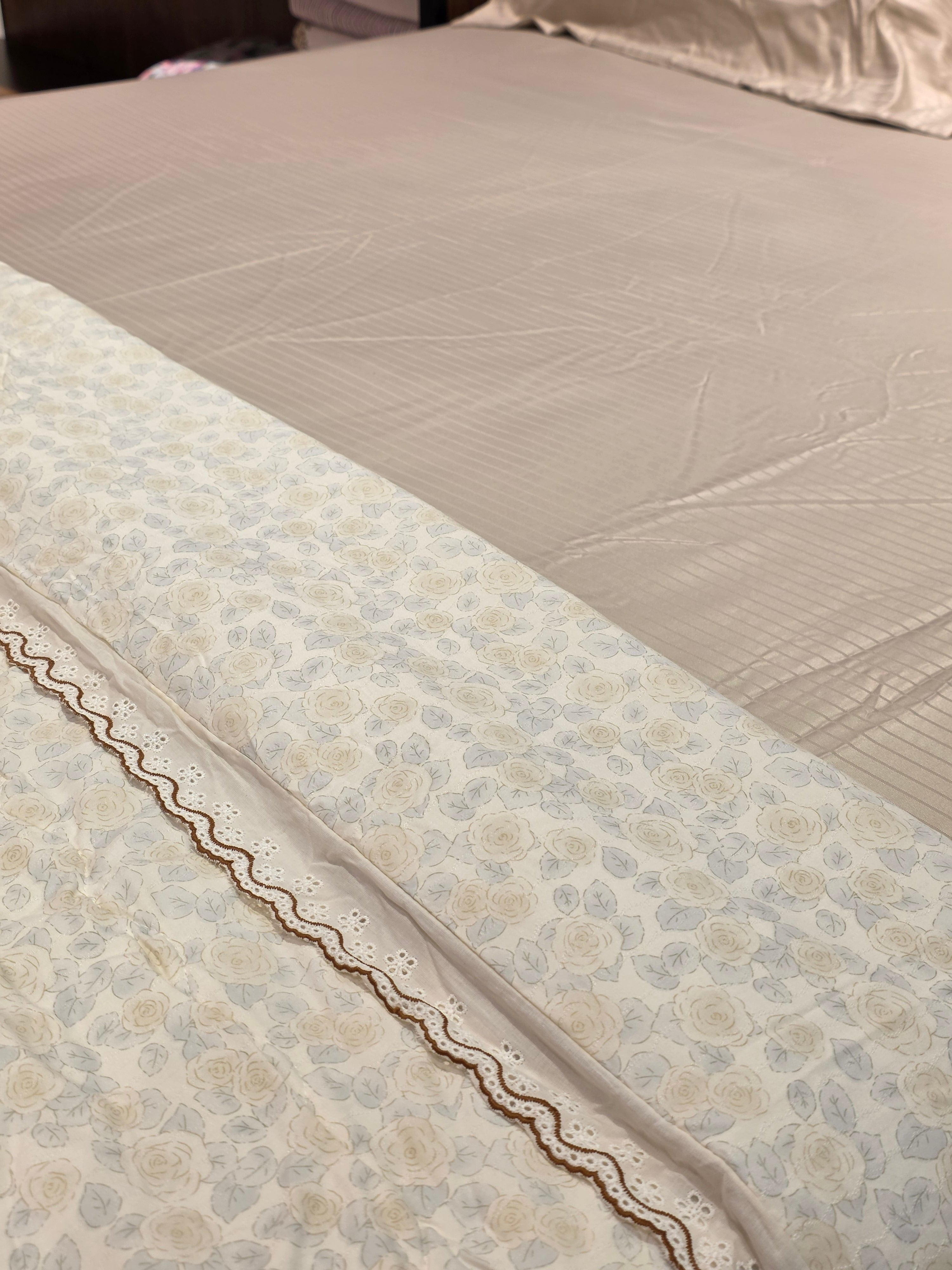 King Size Lace Comforter