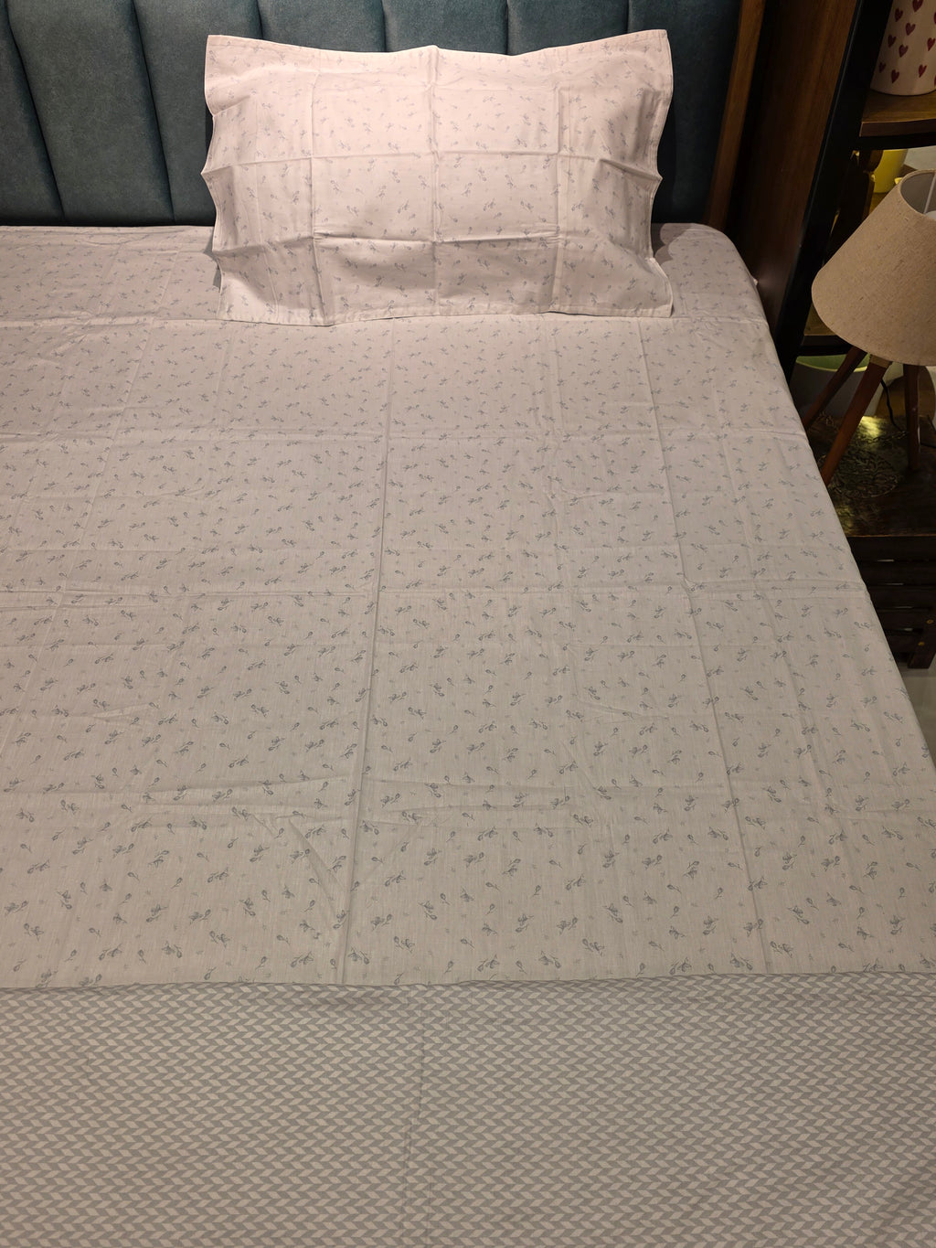 Premium Single Bedsheet & Reversible Dohar Set