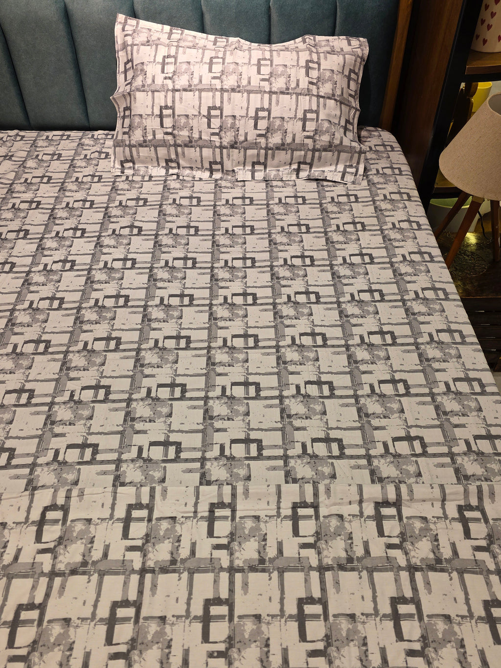 Premium Single Bedsheet & Reversible Dohar Set