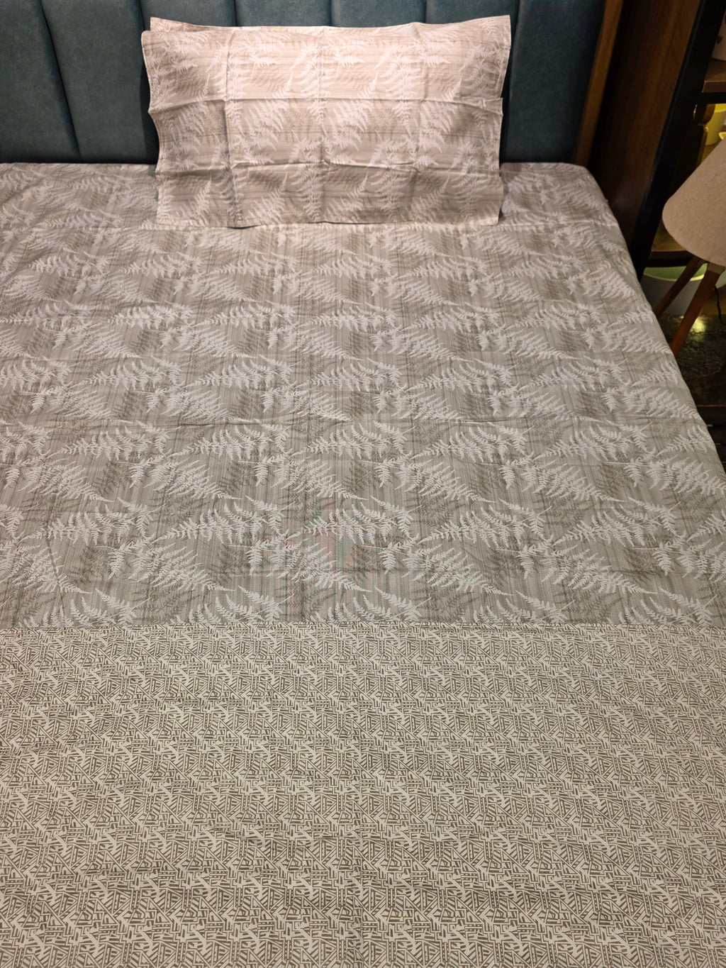 Premium Single Bedsheet & Reversible Dohar Set