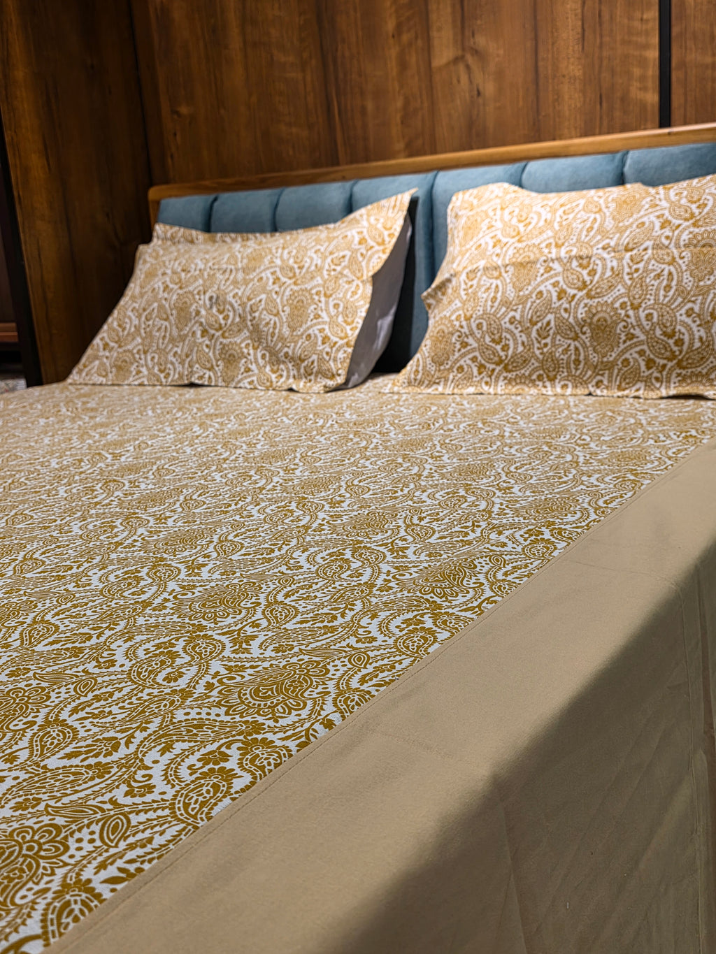 King Border Bedsheet Set