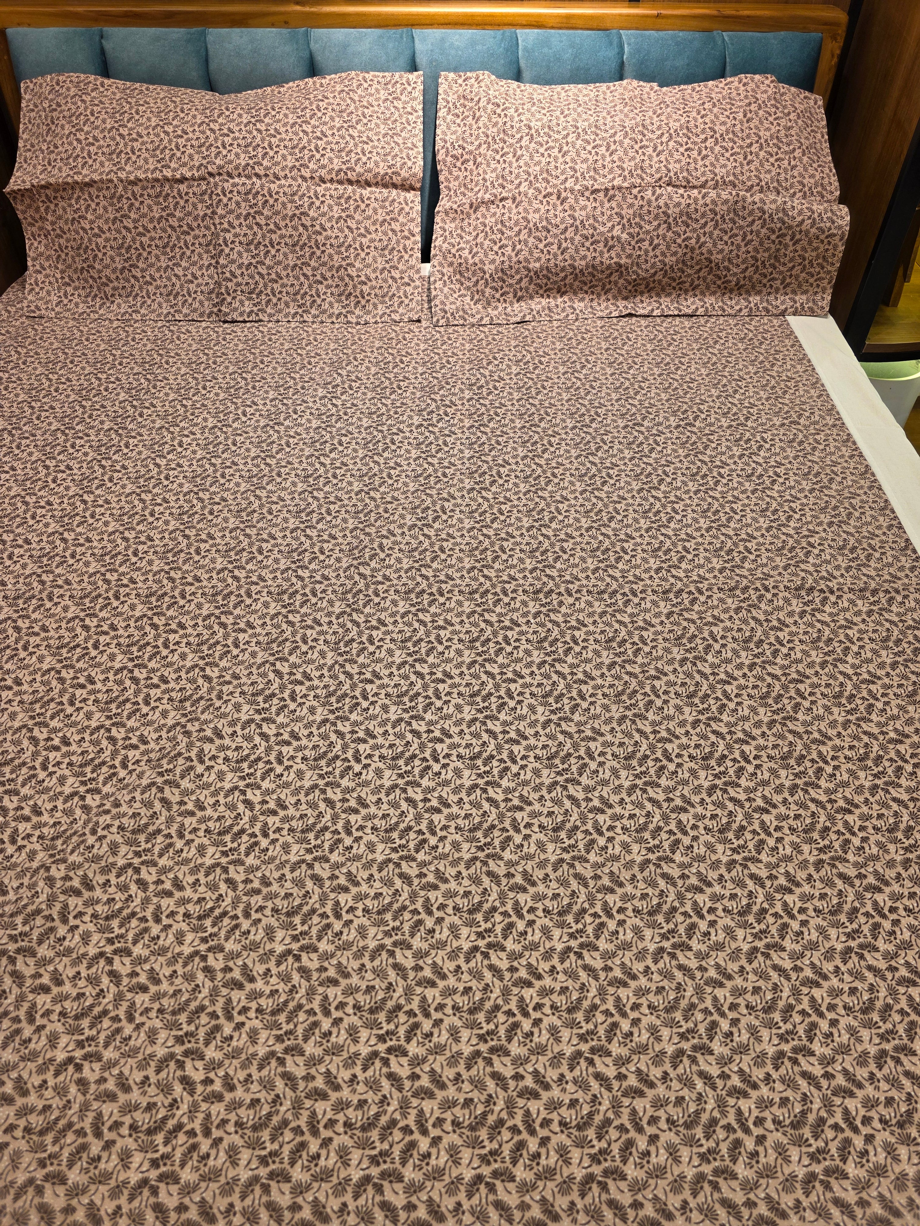 King Border Bedsheet Set