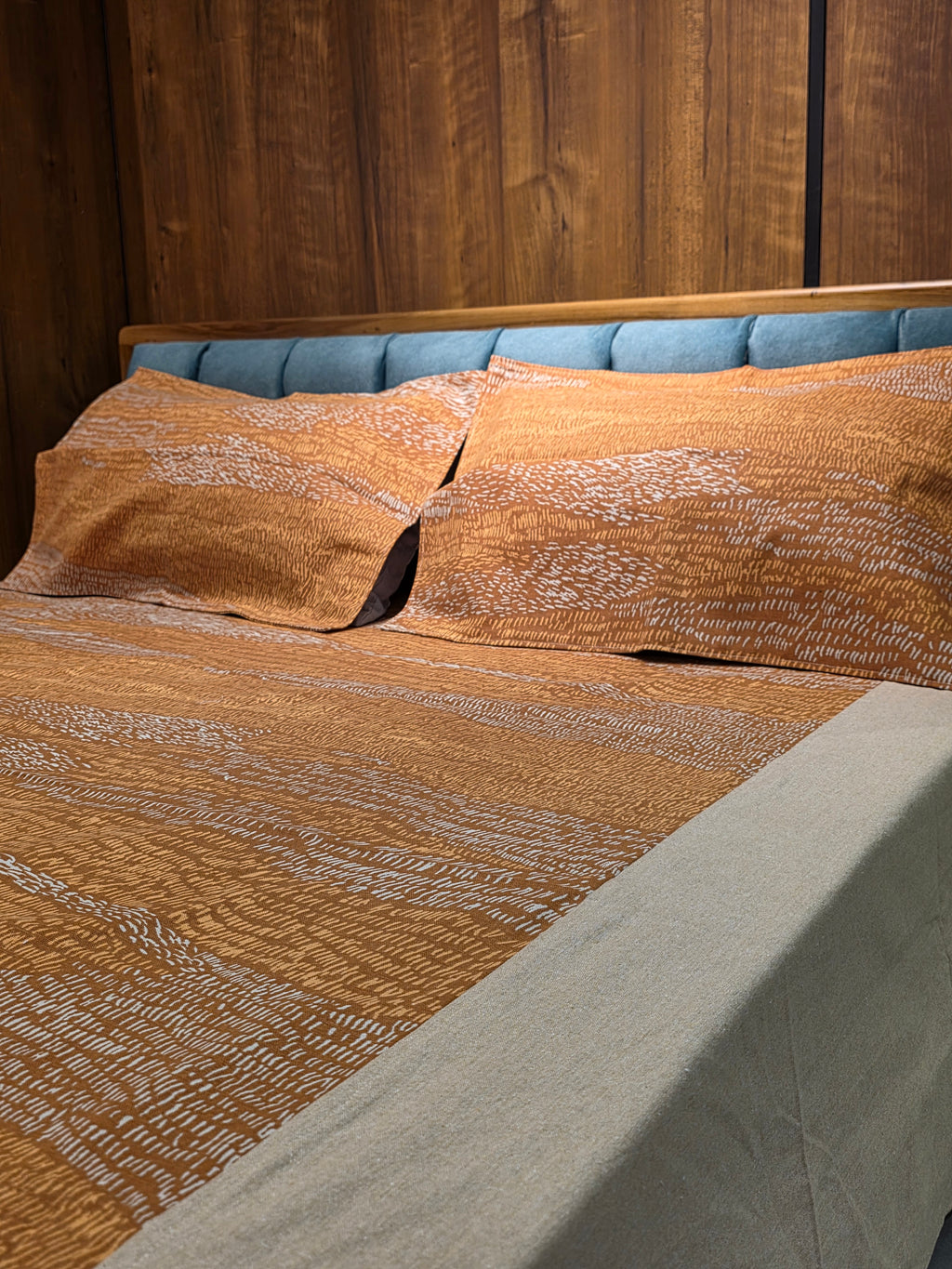 King Border Bedsheet Set