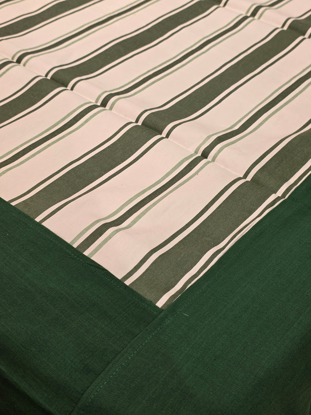 King Border Bedsheet Set