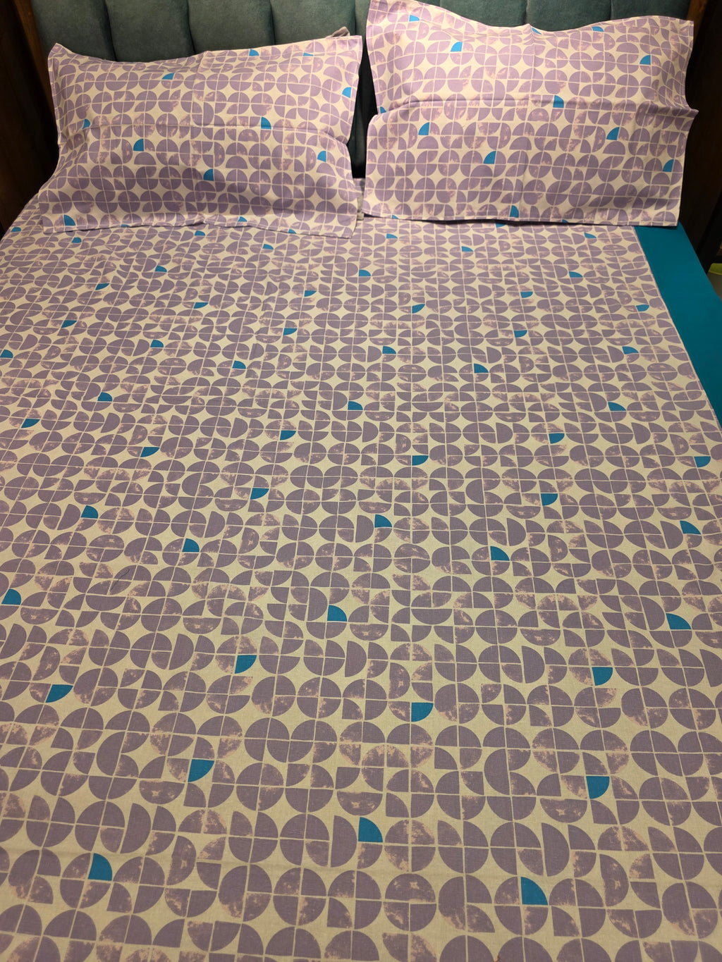 King Border Bedsheet Set