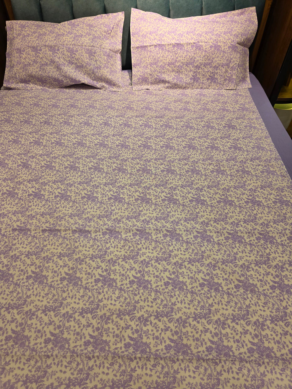 King Border Bedsheet Set