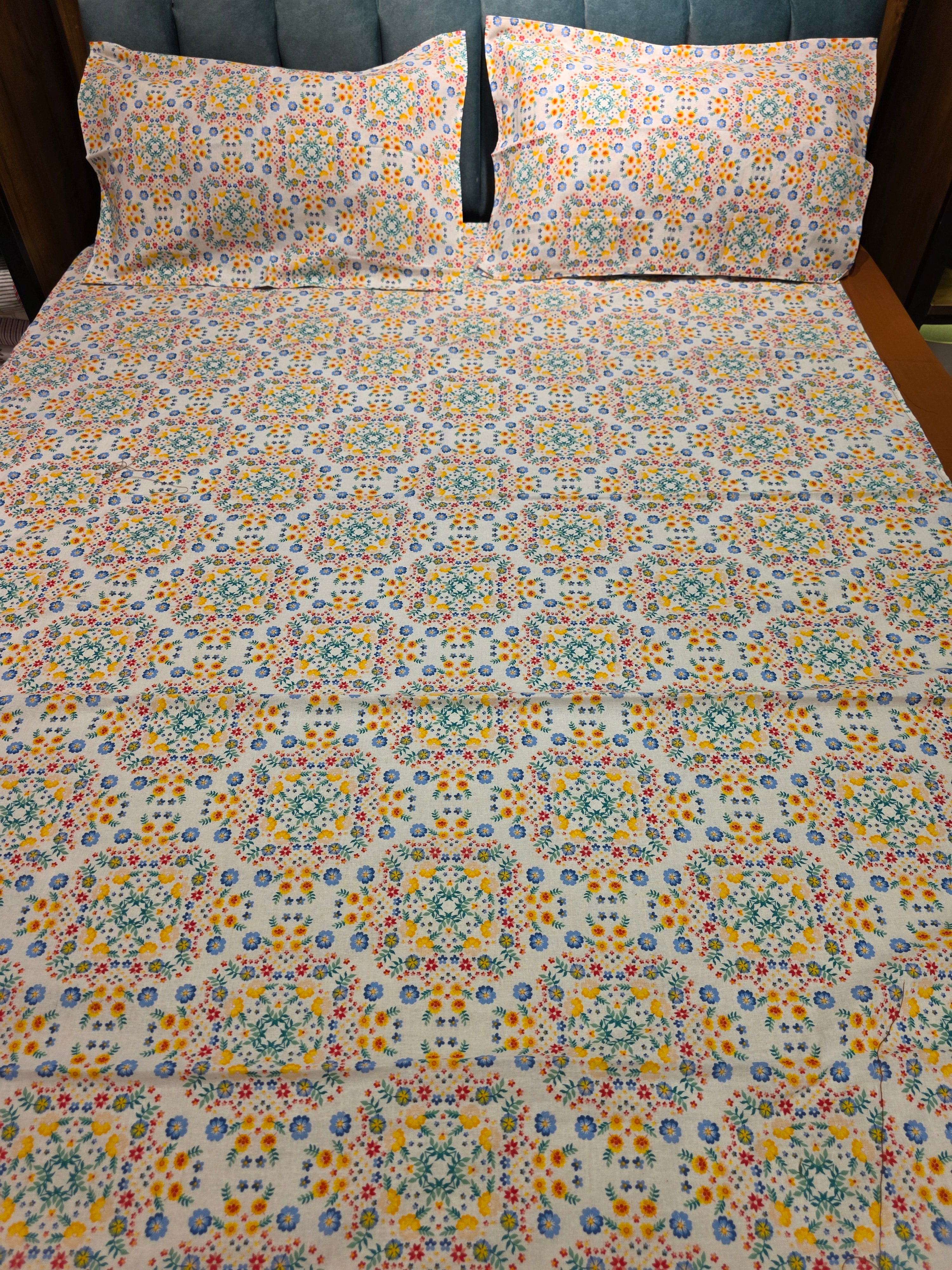 King Border Bedsheet Set