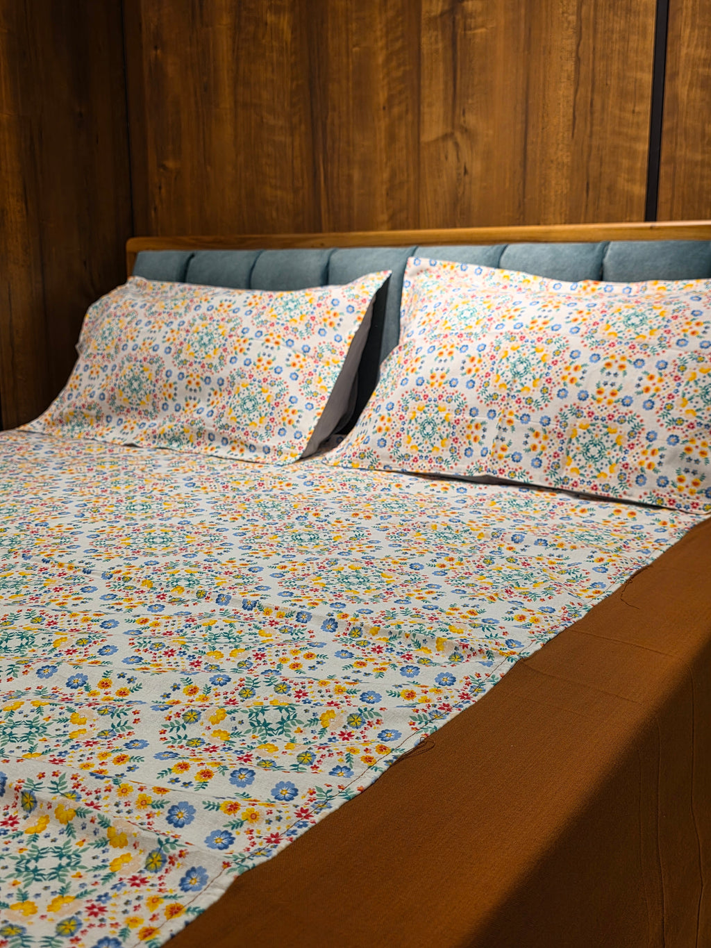 King Border Bedsheet Set