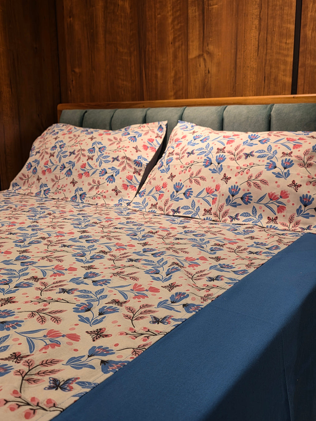 King Border Bedsheet Set