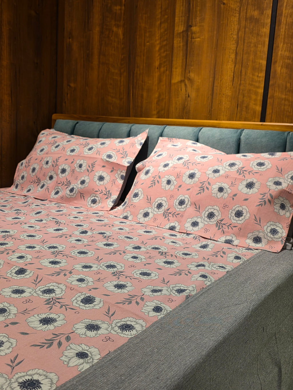 King Border Bedsheet Set