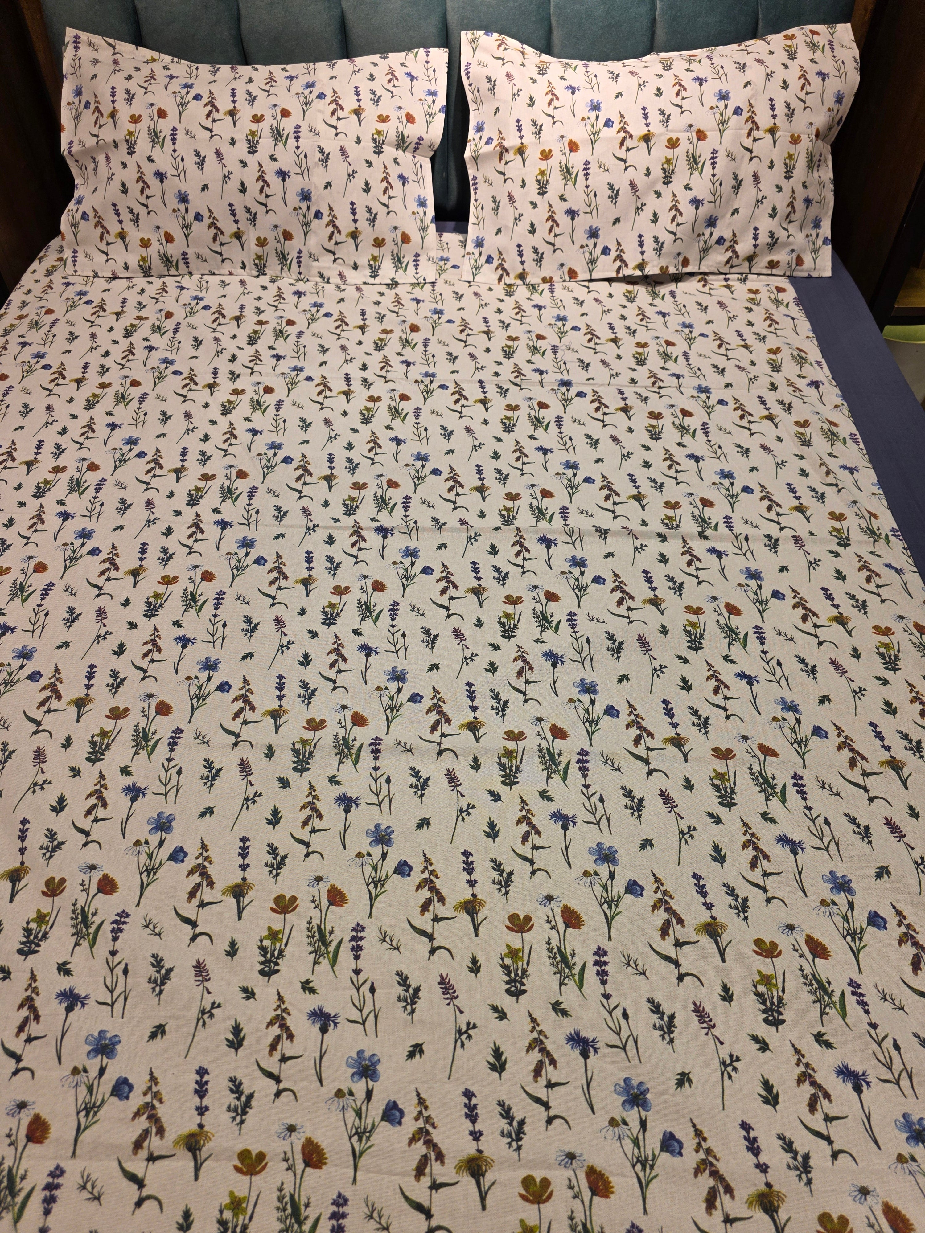 King Border Bedsheet Set