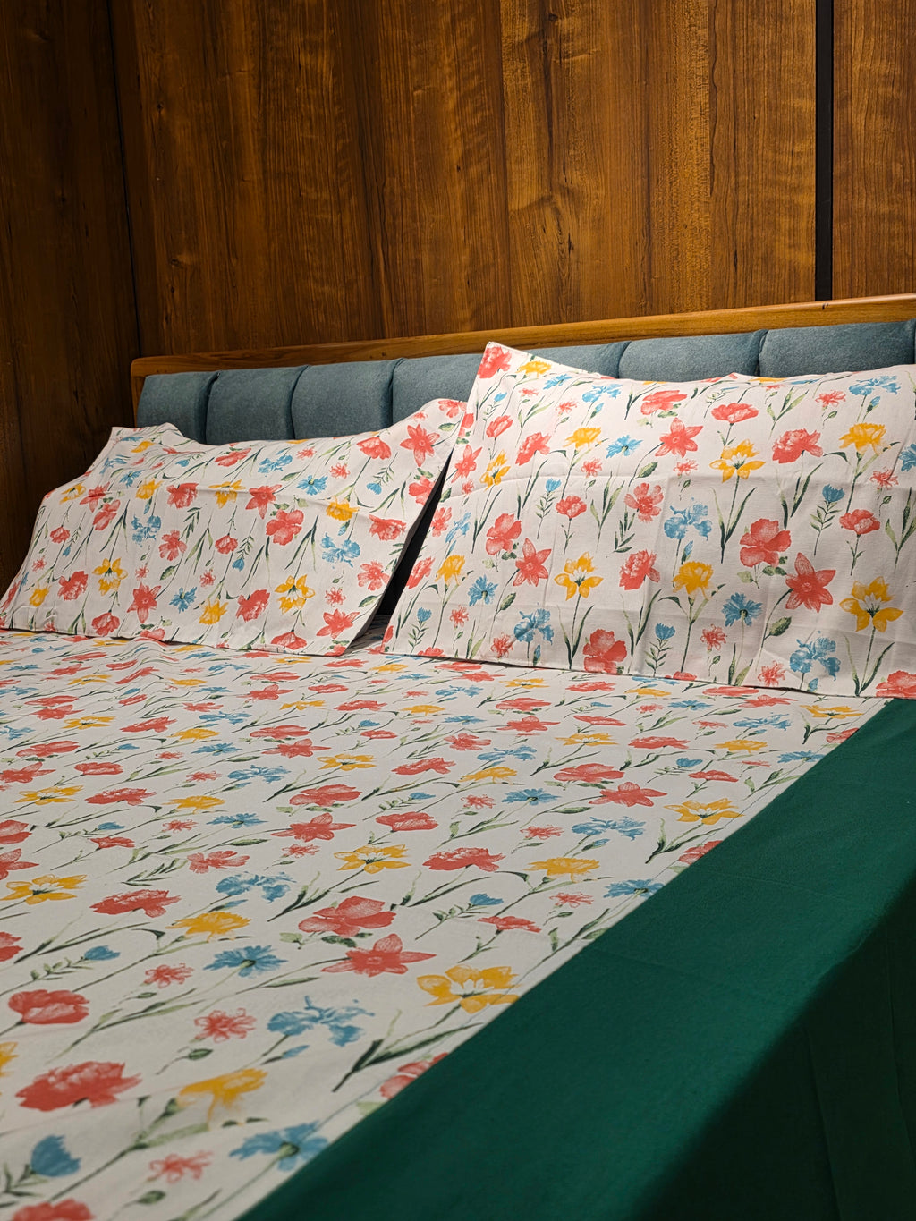 King Border Bedsheet Set
