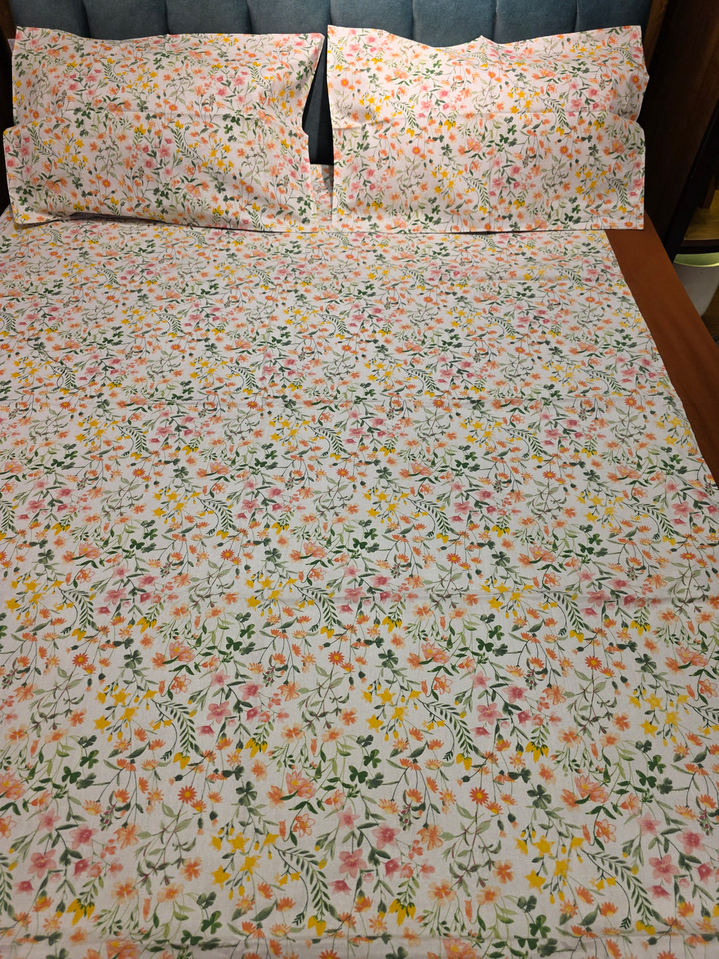 King Border Bedsheet Set