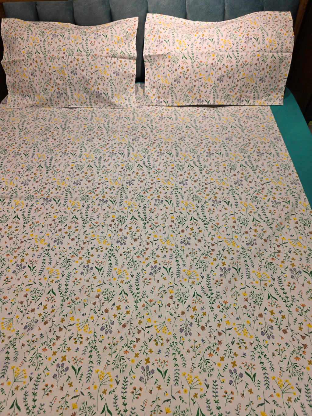 King Border Bedsheet Set