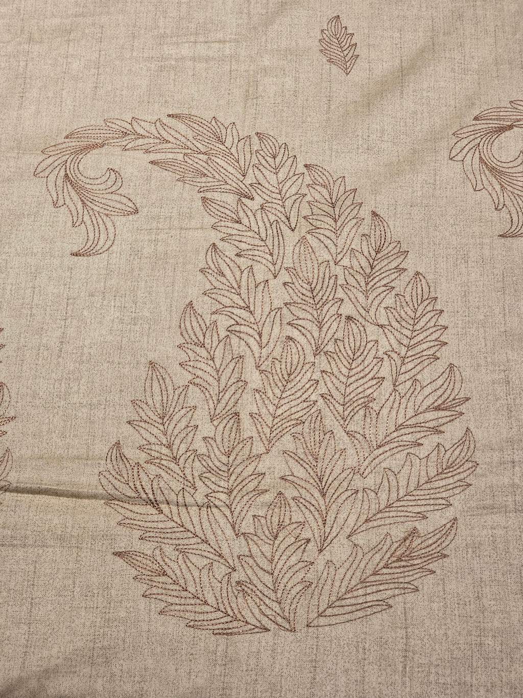 King Size Embroidered Bedsheet Set