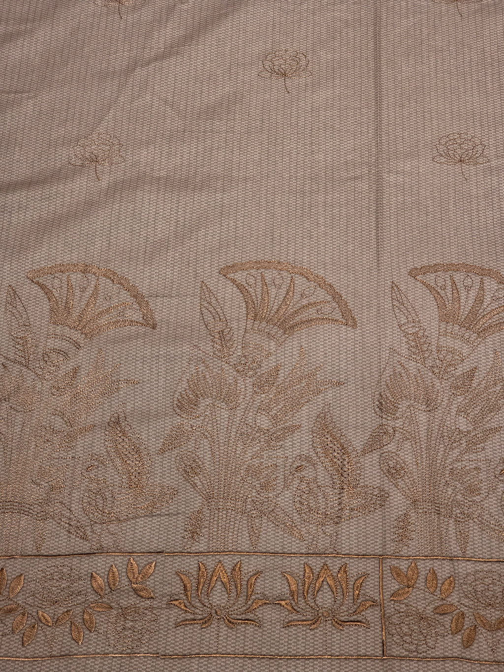 King Size Embroidered Bedsheet Set
