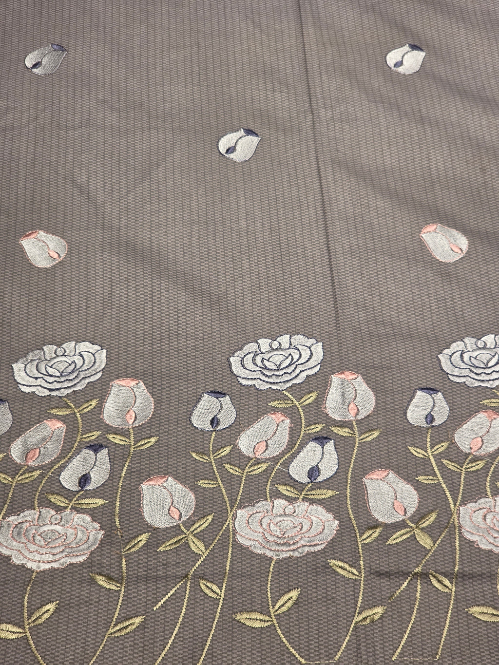 King Size Embroidered Bedsheet Set