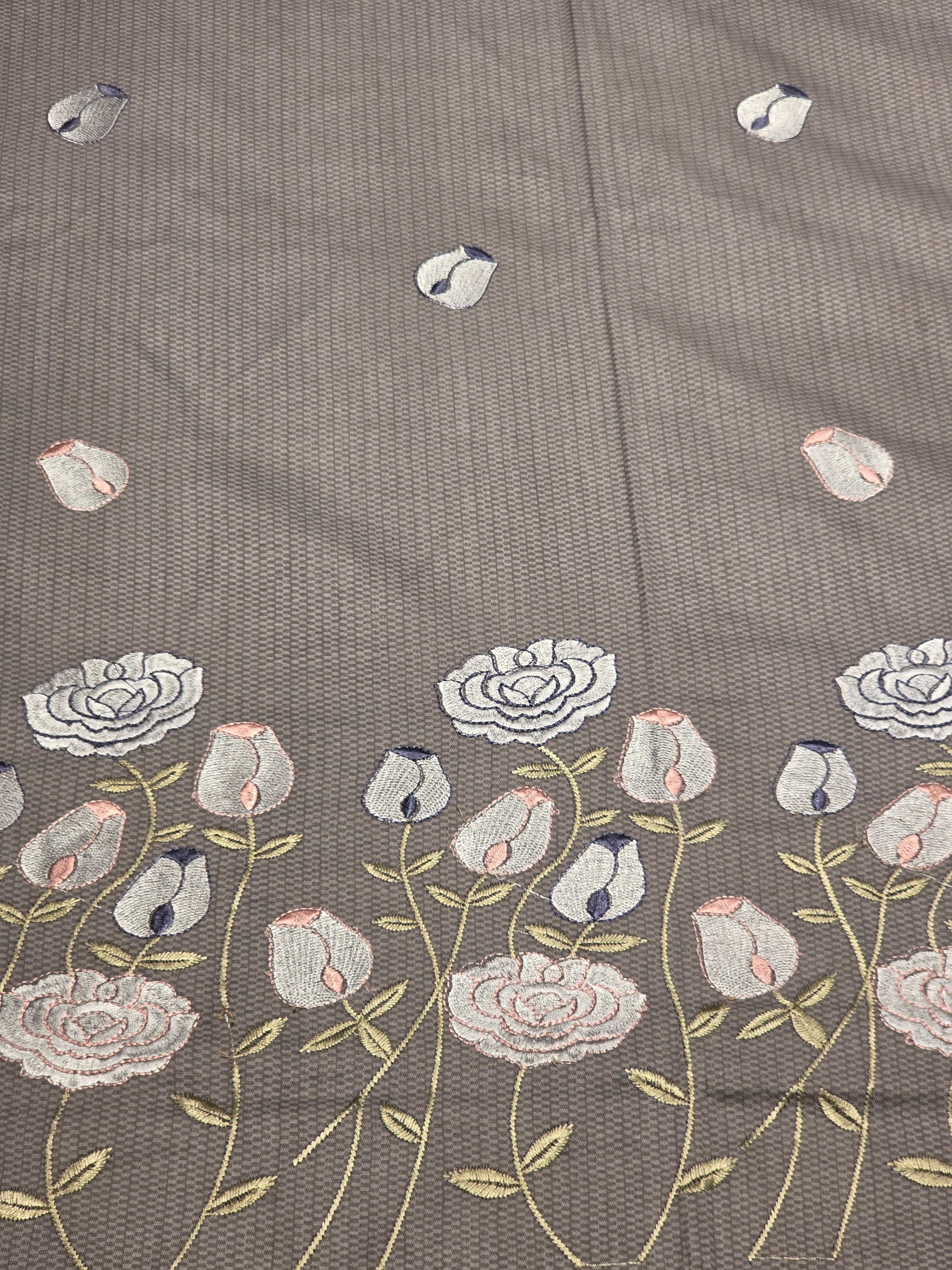 King Size Embroidered Bedsheet Set