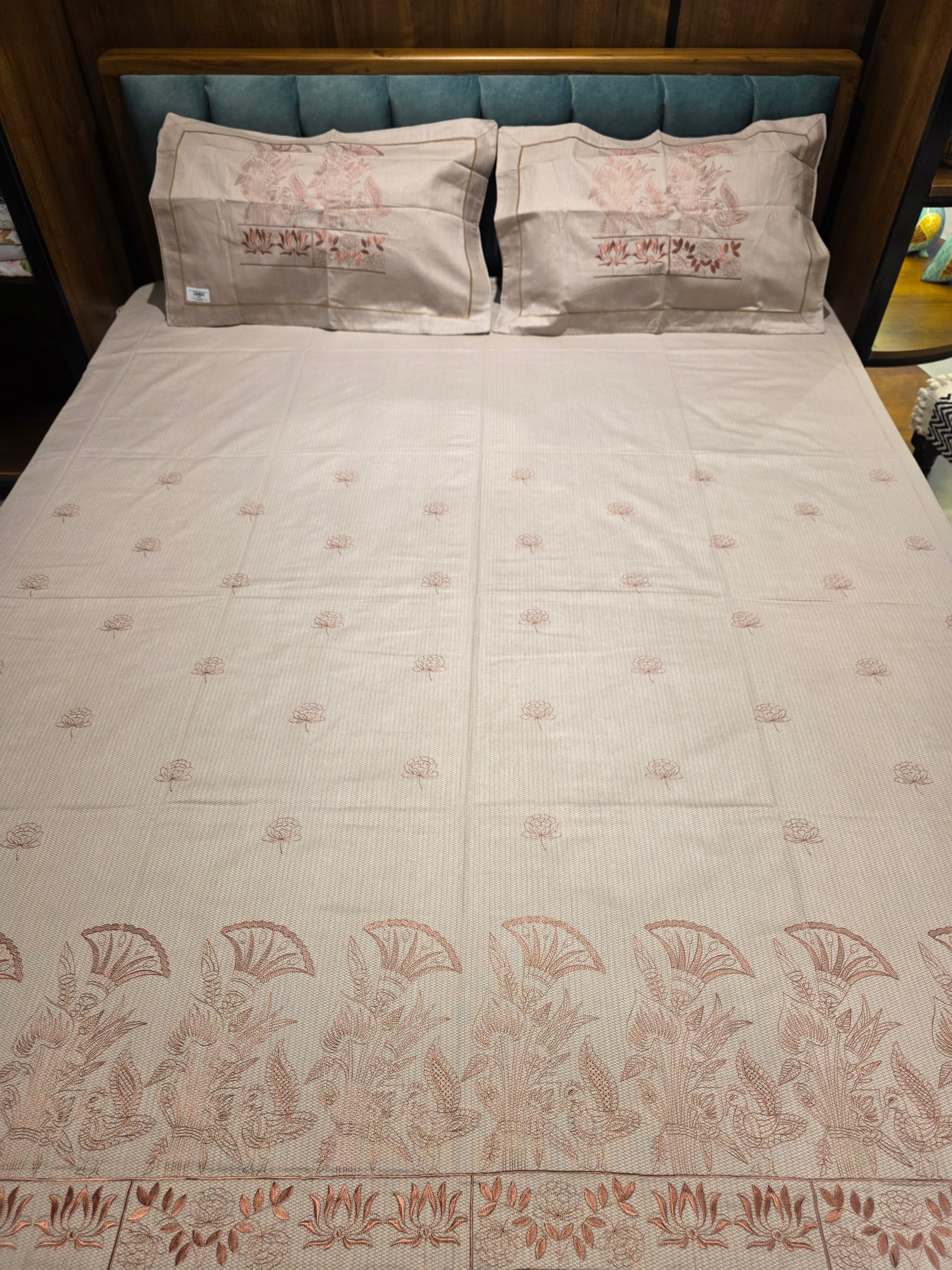 King Size Embroidered Bedsheet Set