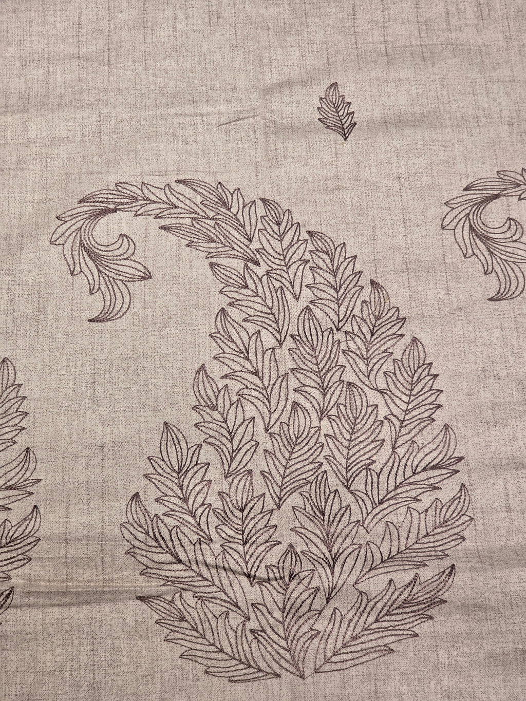King Size Embroidered Bedsheet Set