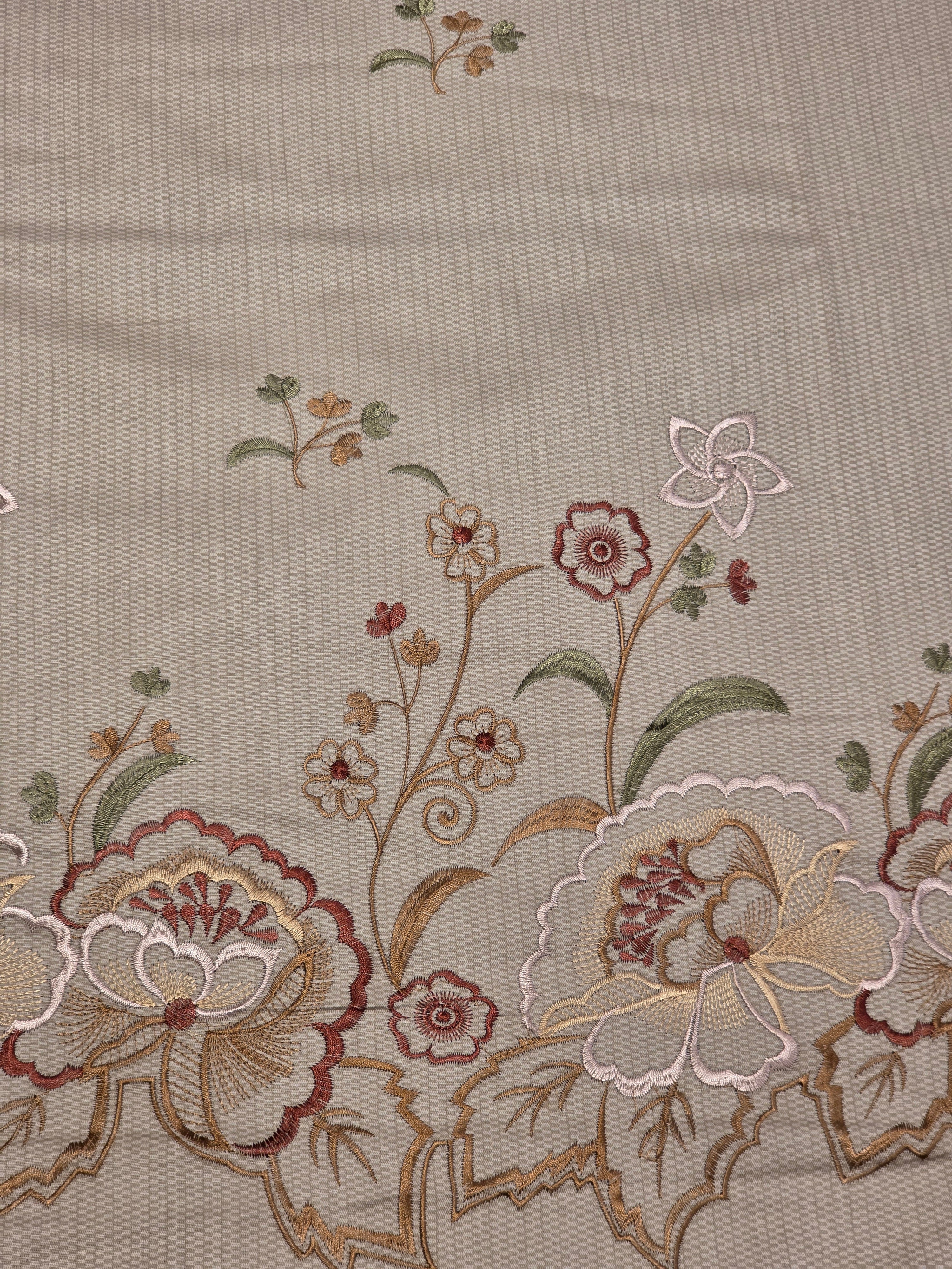King Size Embroidered Bedsheet Set