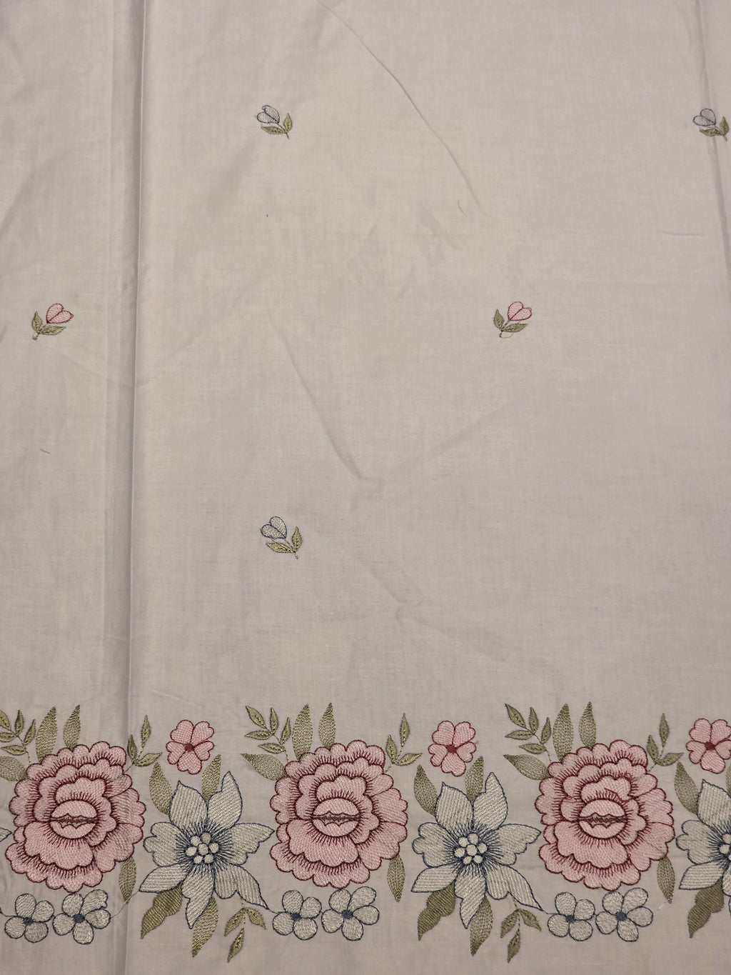 King Size Embroidered Bedsheet Set
