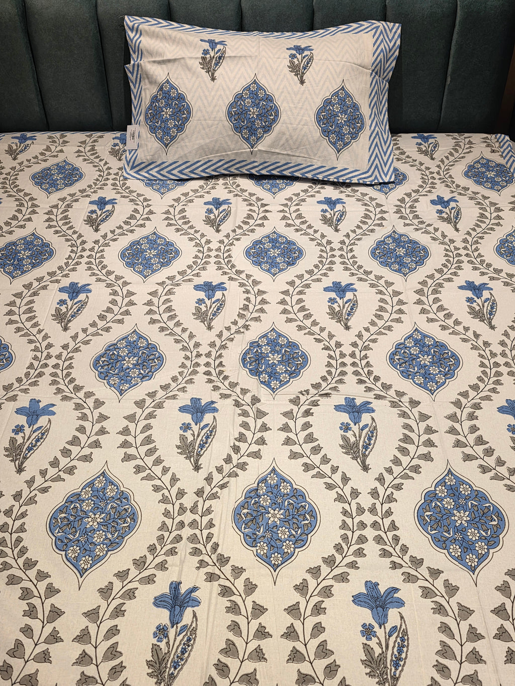 Single Pure Cotton Bedsheet Set