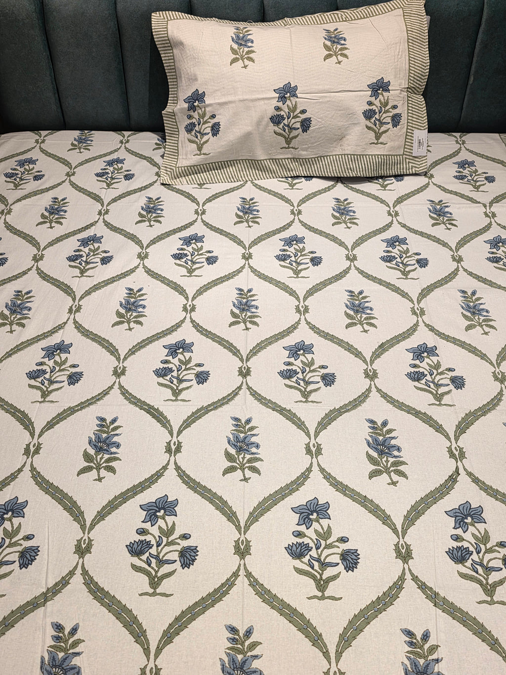 Single Pure Cotton Bedsheet Set