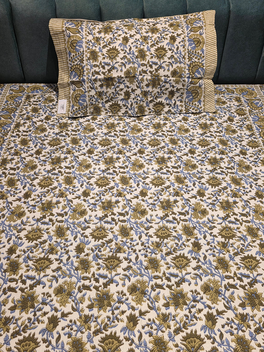 Single Pure Cotton Bedsheet Set