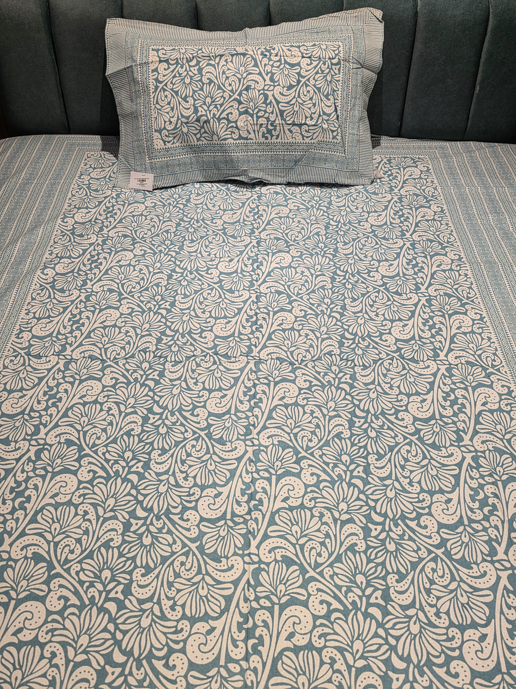 Single Pure Cotton Bedsheet Set