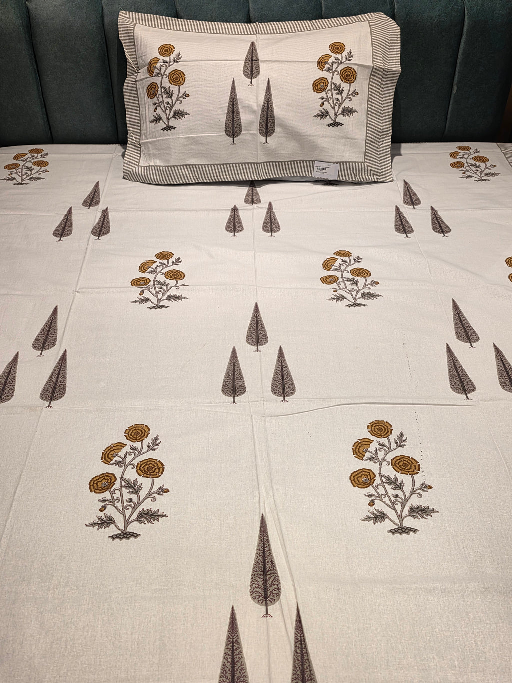 Single Pure Cotton Bedsheet Set