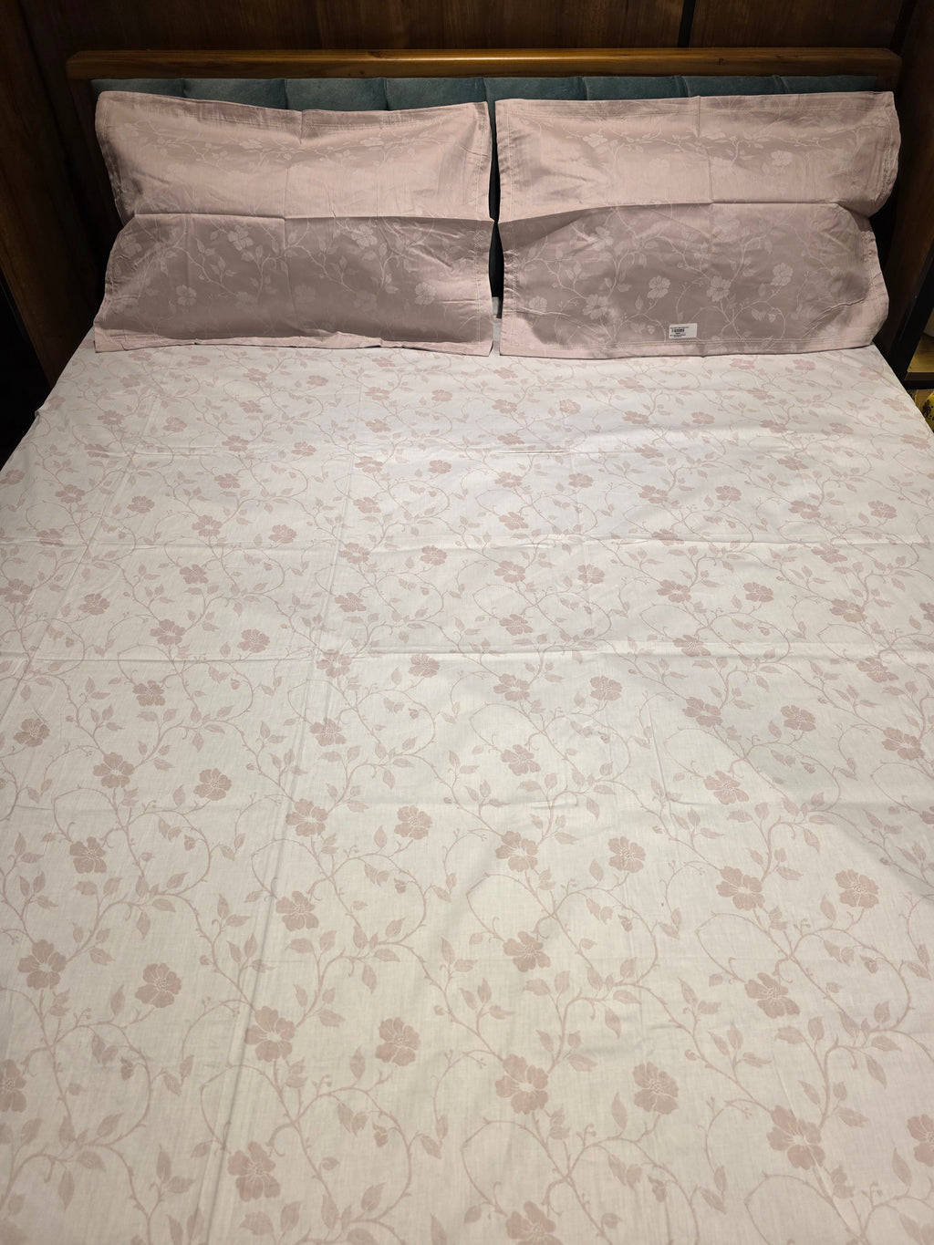 Soft Cotton Pastel Bedsheet Set
