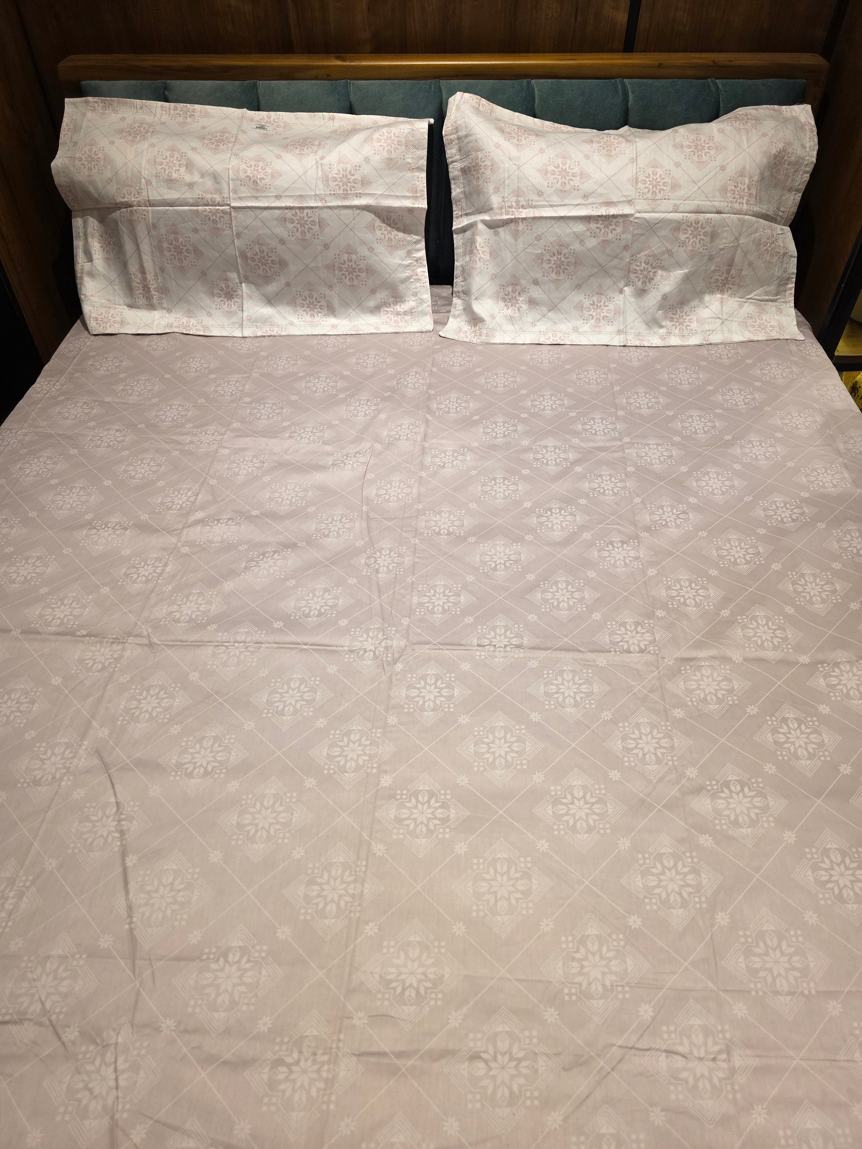 Soft Cotton Pastel Bedsheet Set