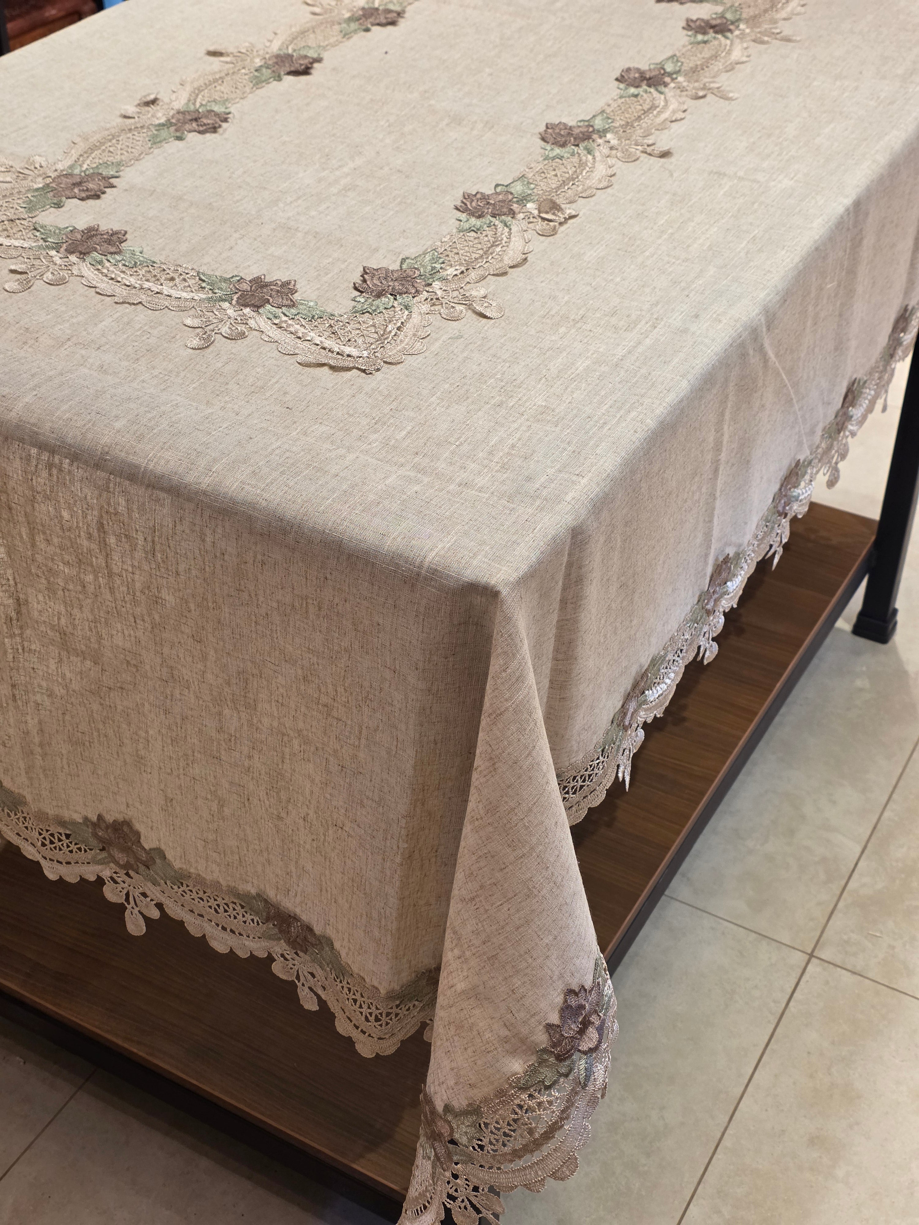 Lace Border Table Cloth